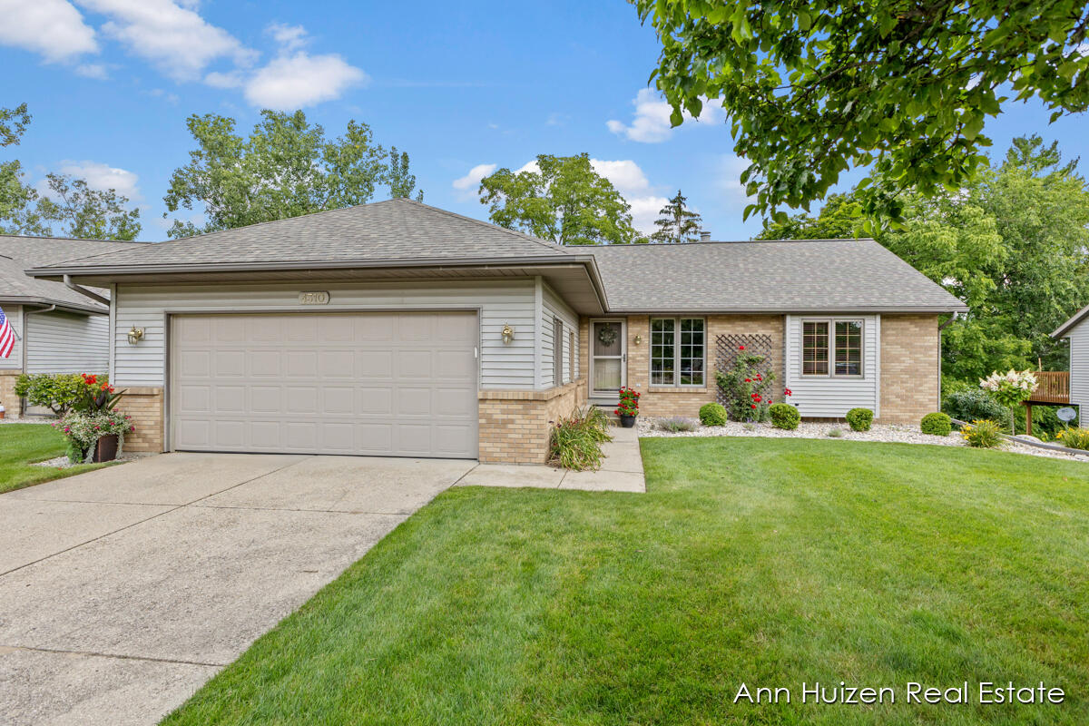 4310 Crest Creek Court SW