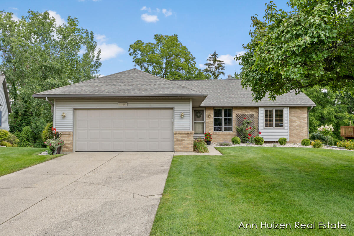 4310 Crest Creek Court SW