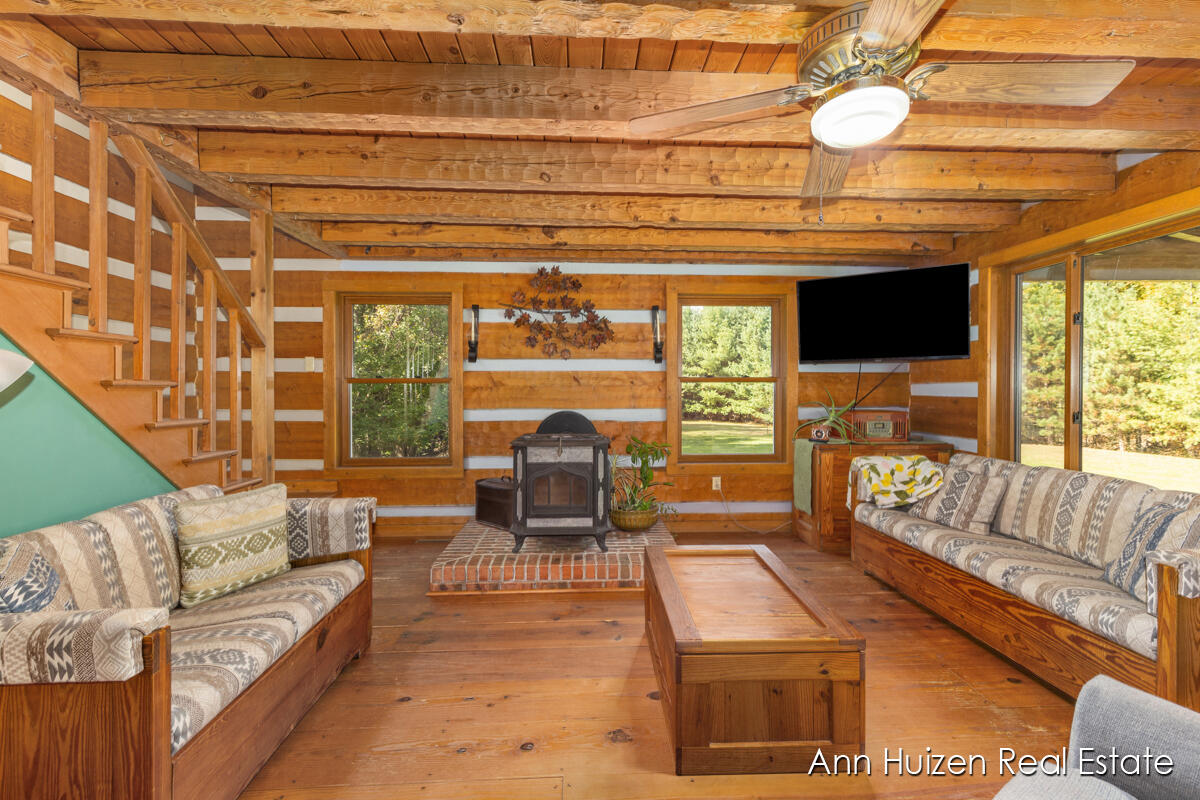 3576 Pheasant Ridge Drive