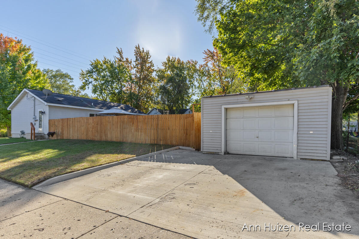 905 Bryant Street SW