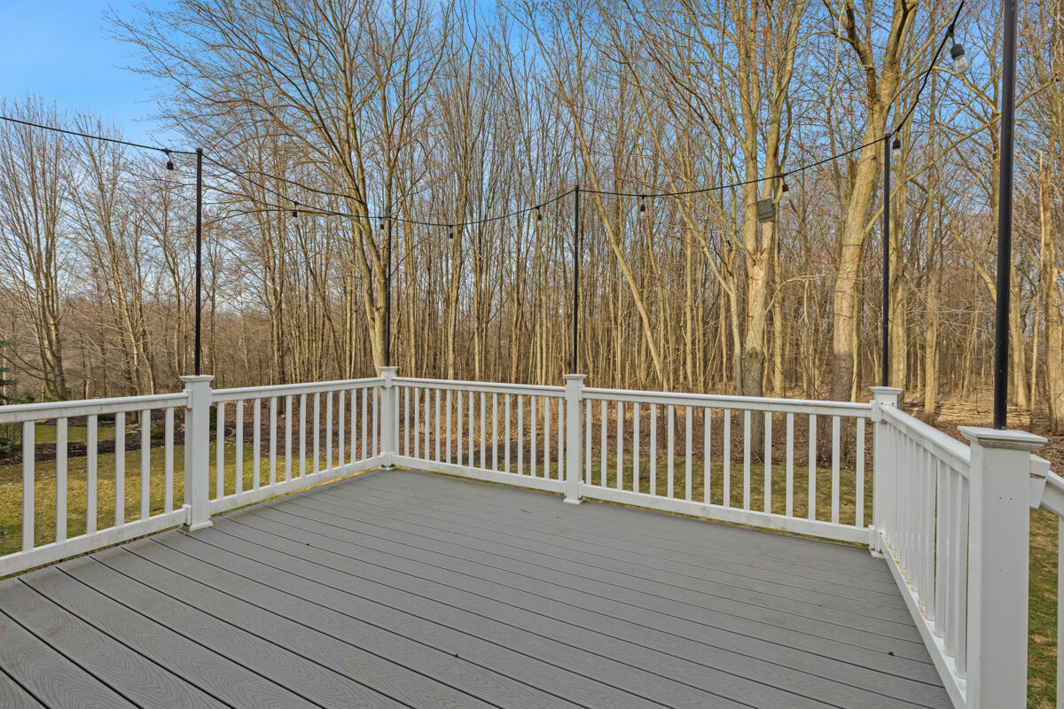 10302 Crabapple Lane