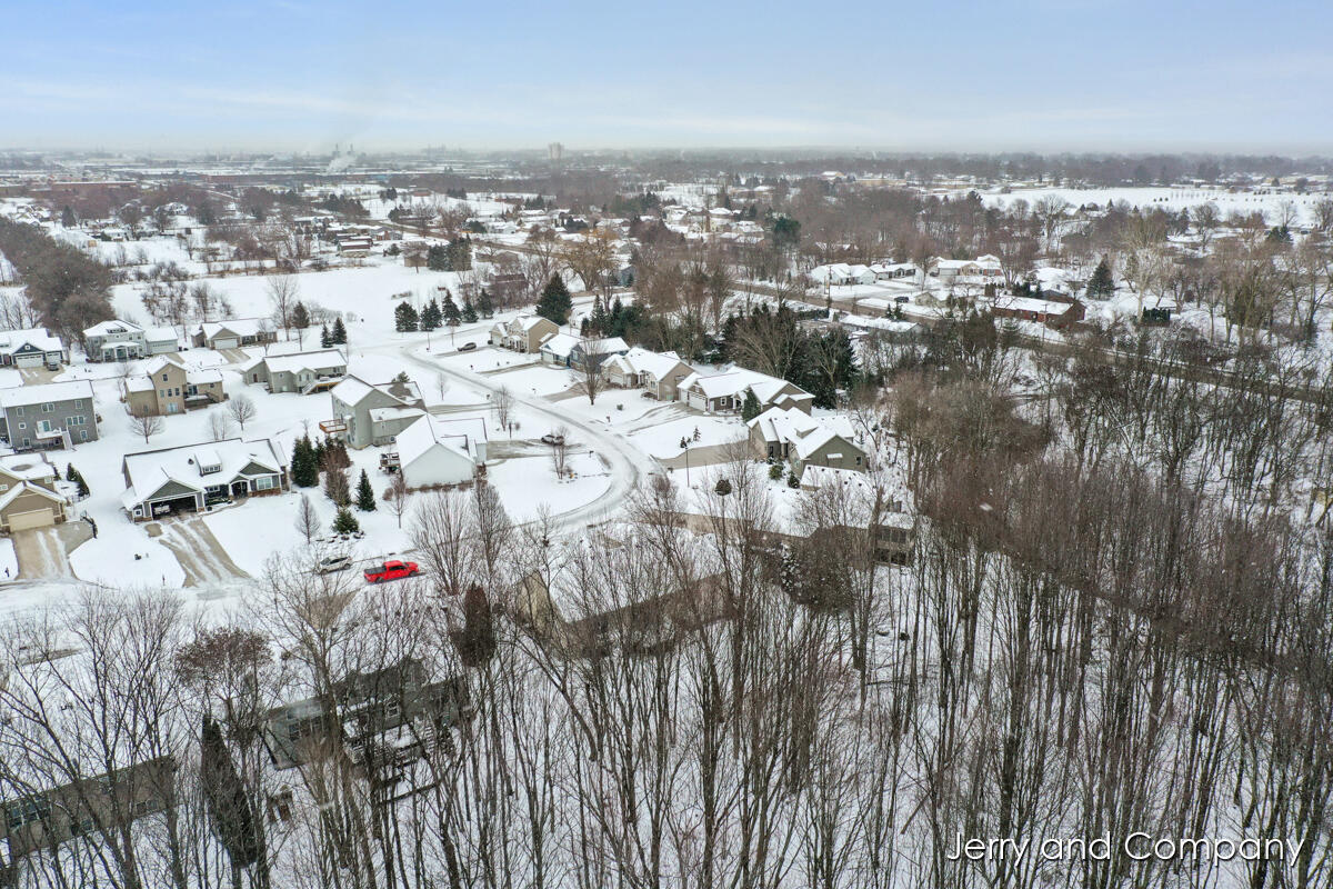 10302 Crabapple Lane