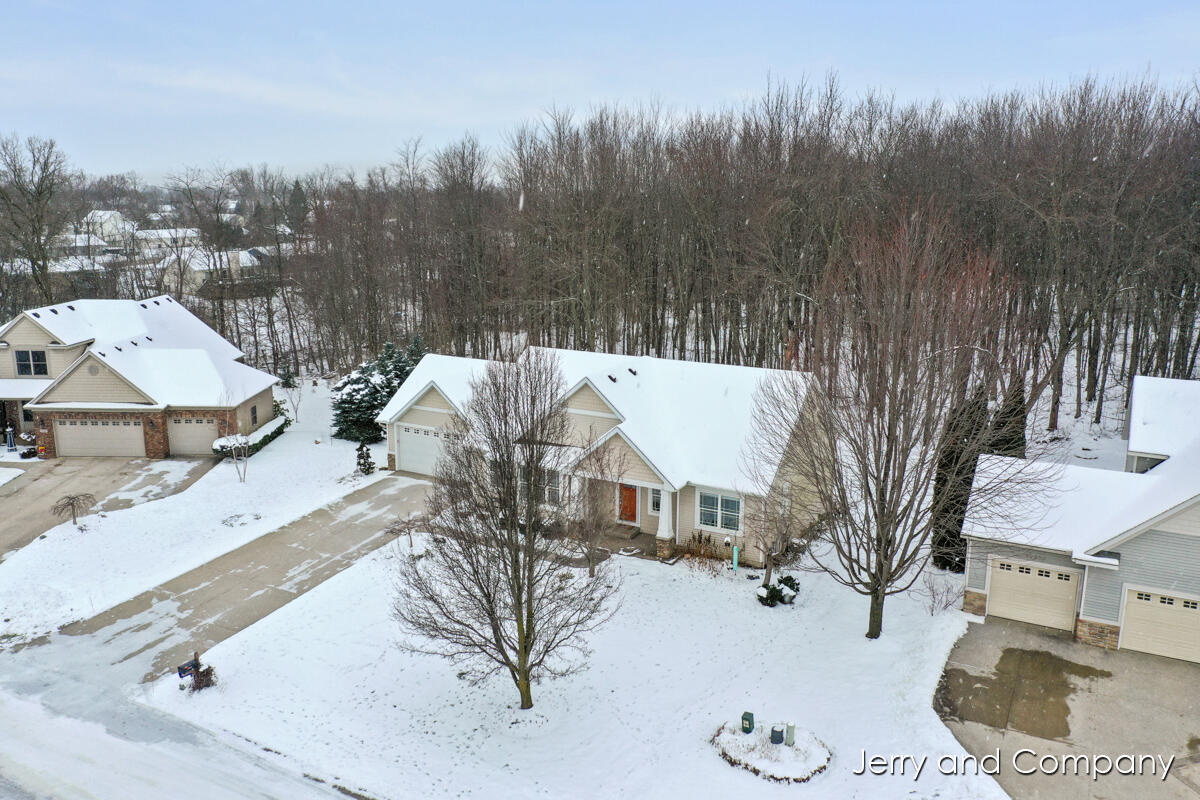 10302 Crabapple Lane