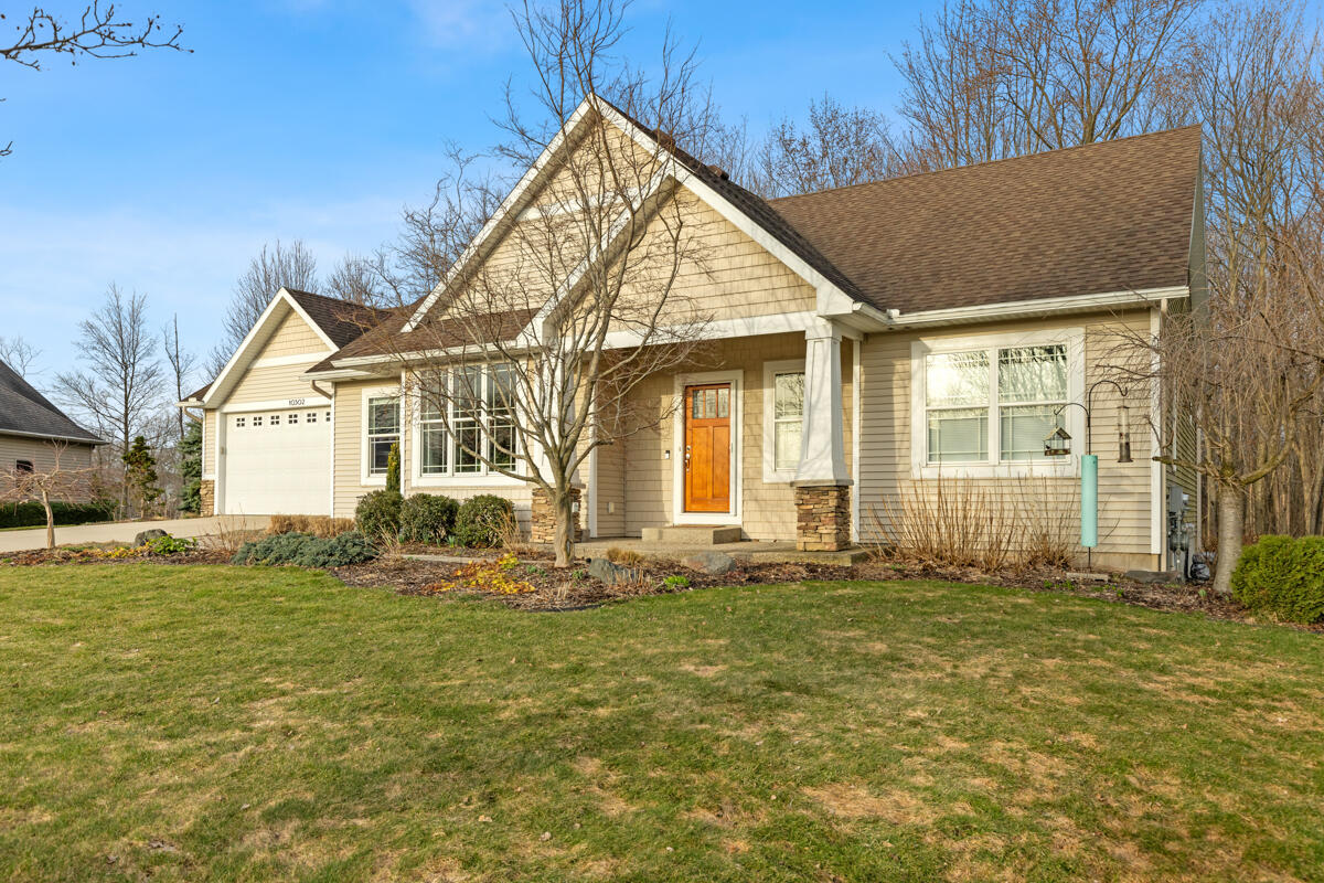 10302 Crabapple Lane