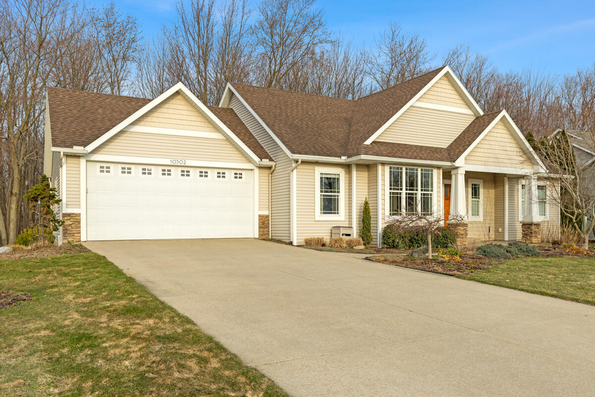 10302 Crabapple Lane