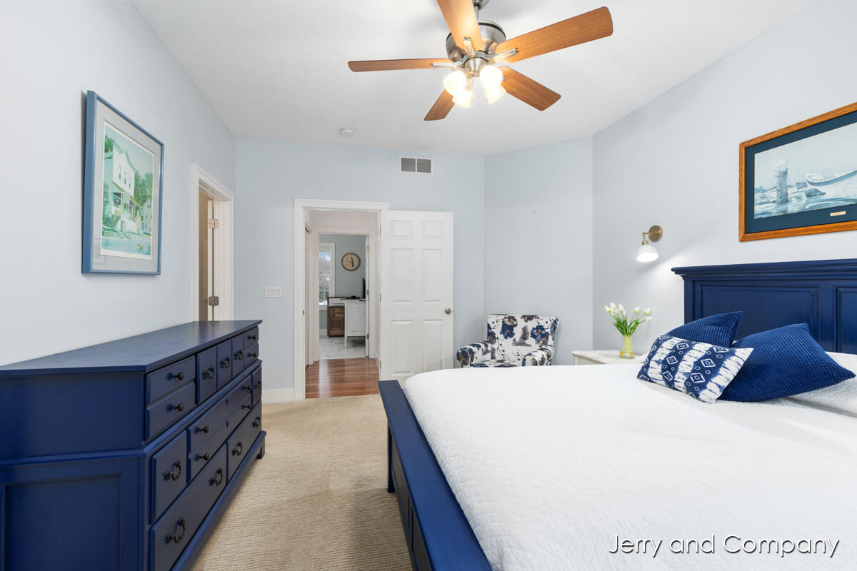 10302 Crabapple Lane