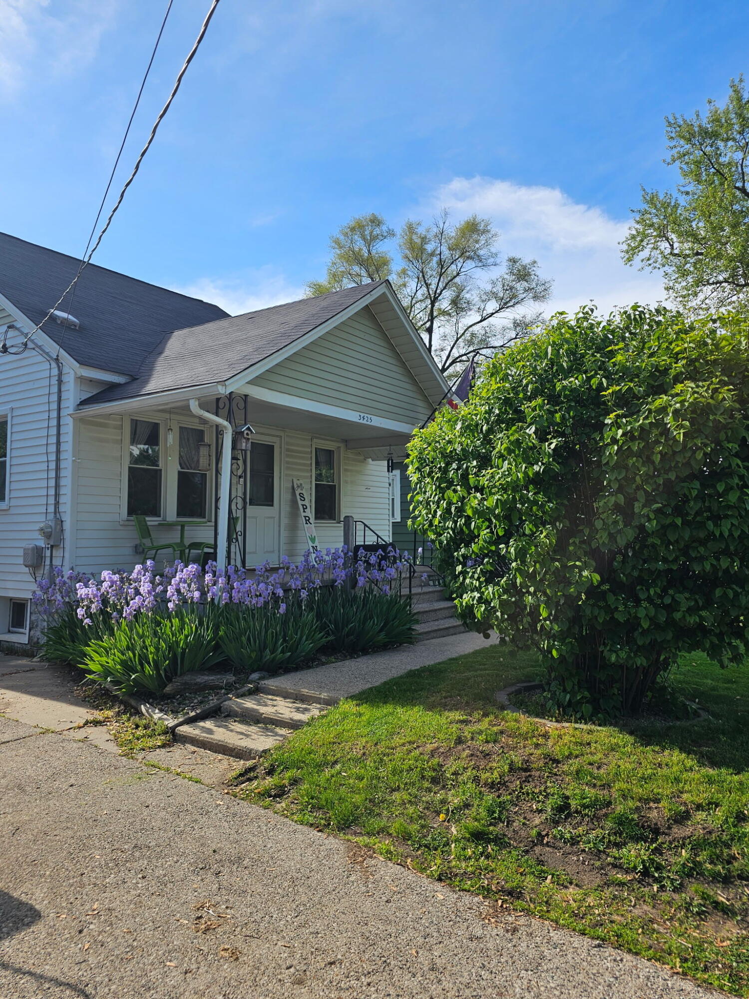 3425 Opal Avenue SW