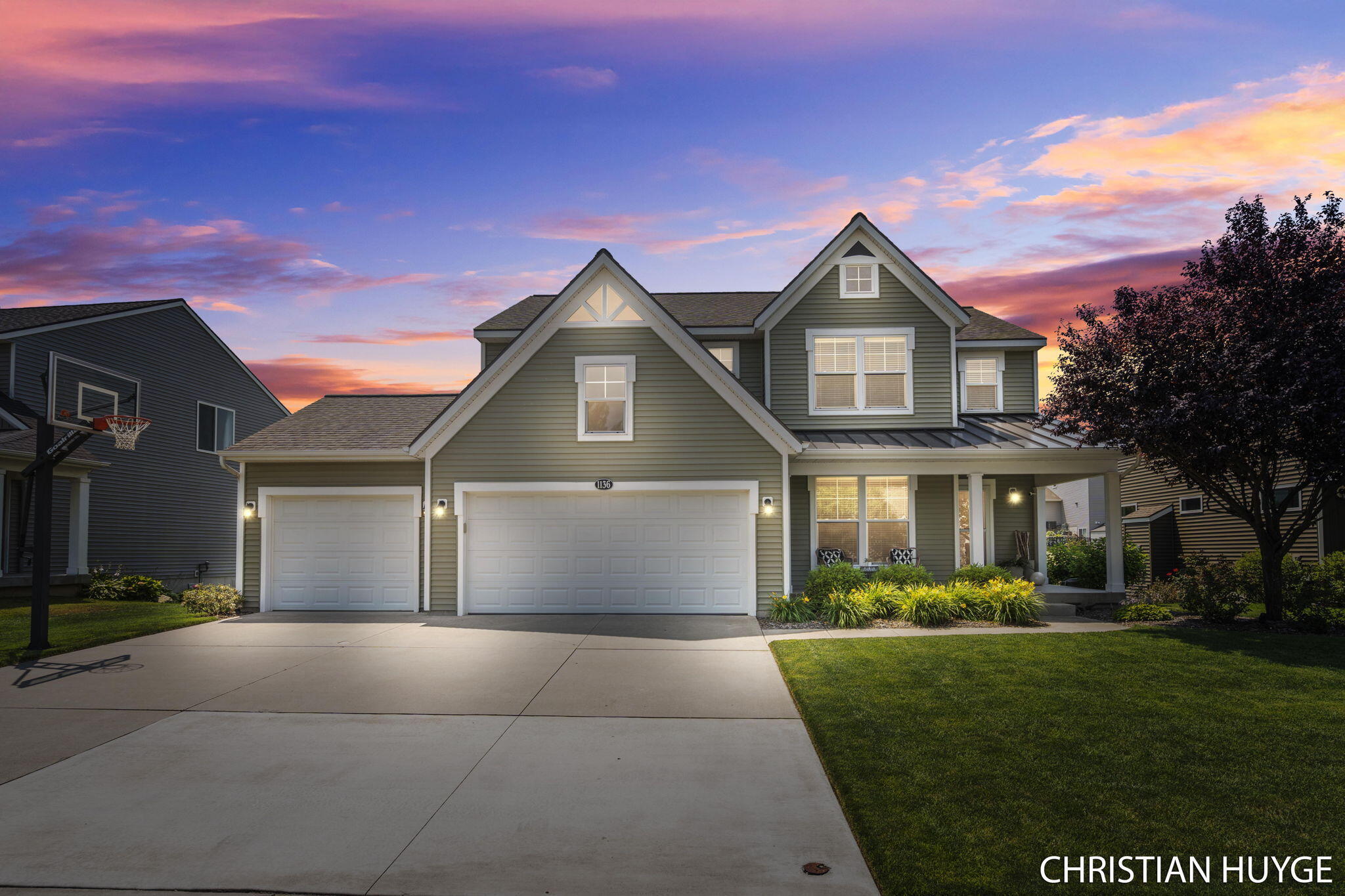 1136 Cobblestone Way Drive SE