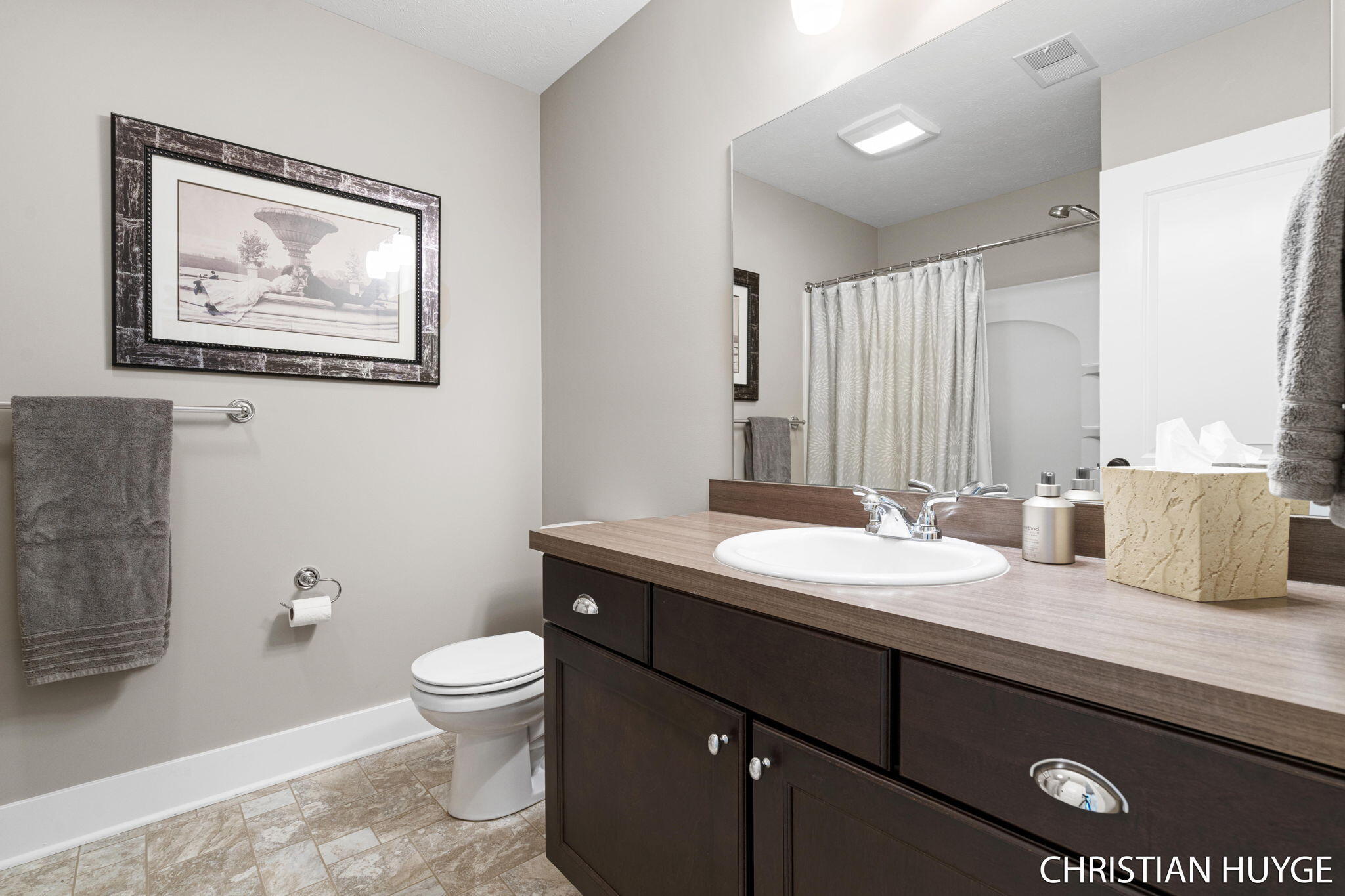 1136 Cobblestone Way Drive SE