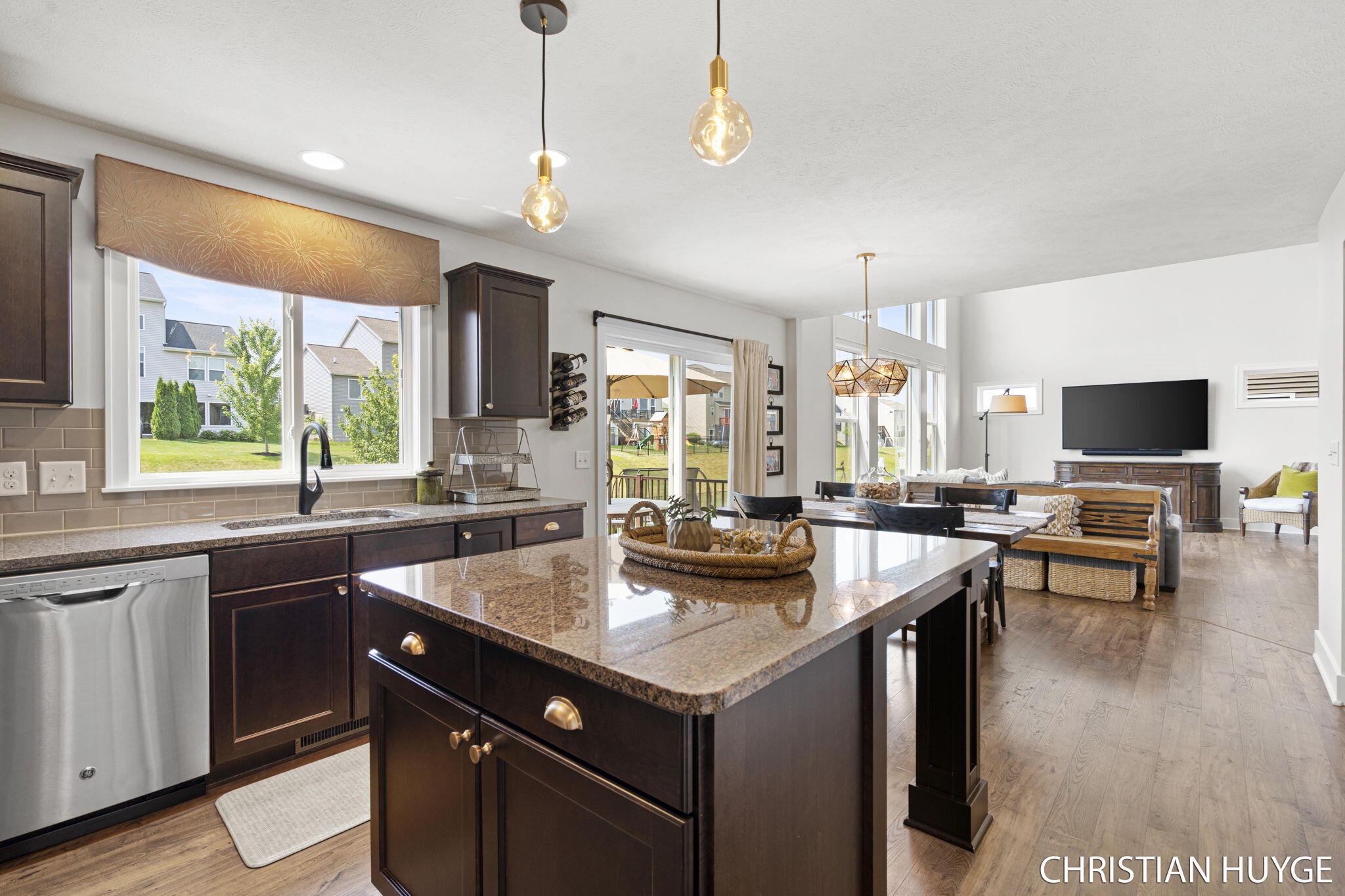 1136 Cobblestone Way Drive SE