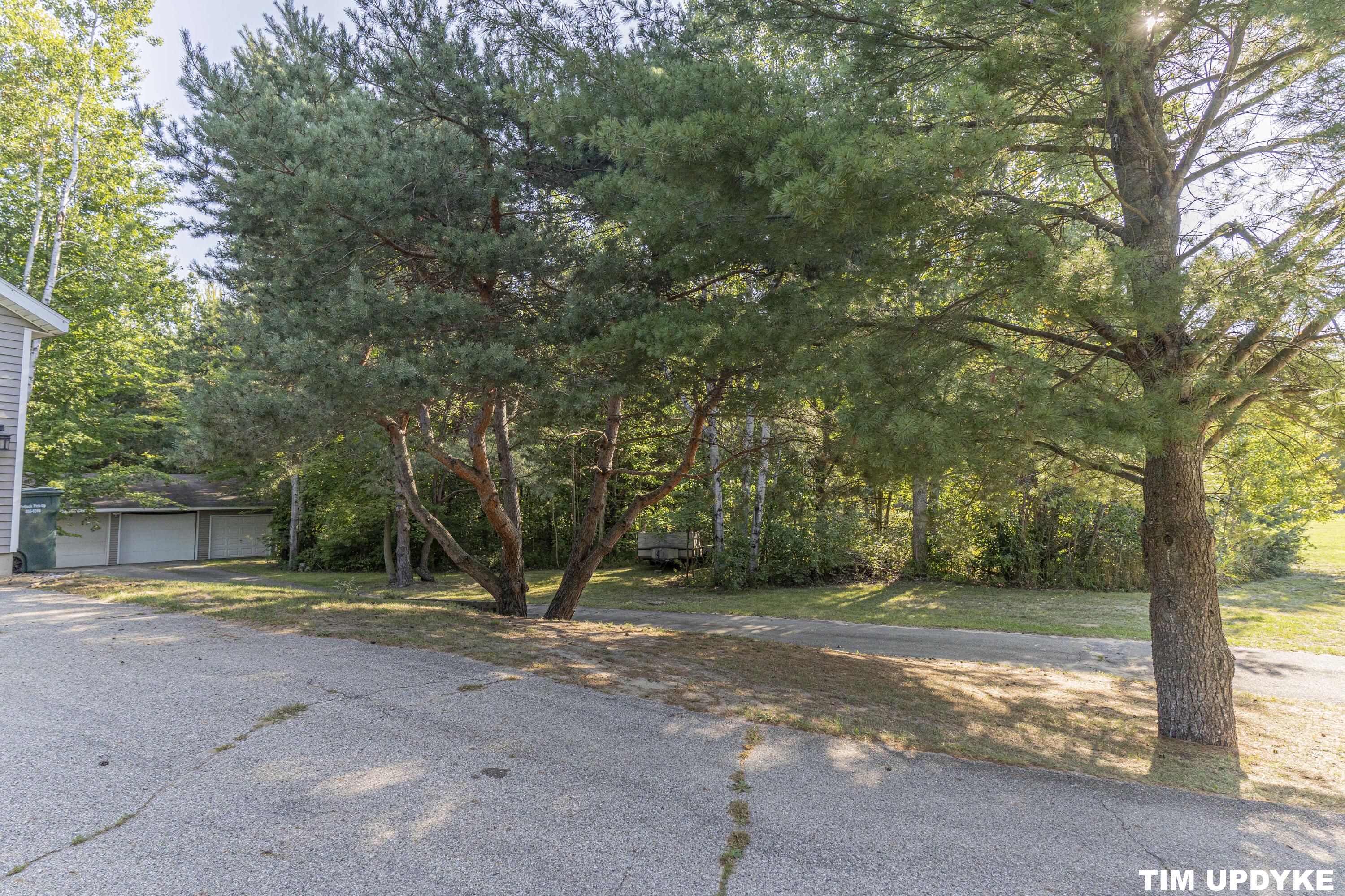 12931 Apple Drive
