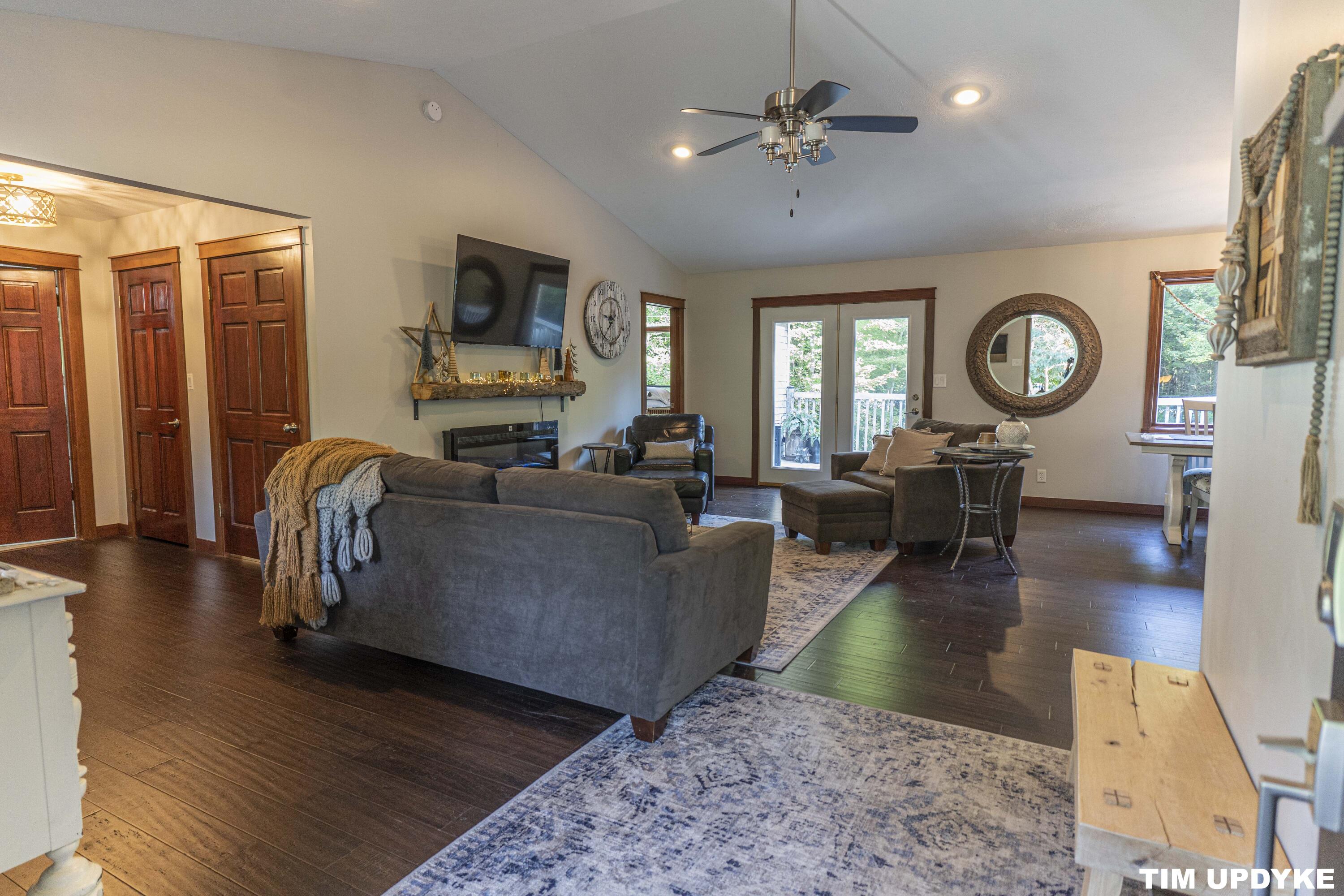 12931 Apple Drive