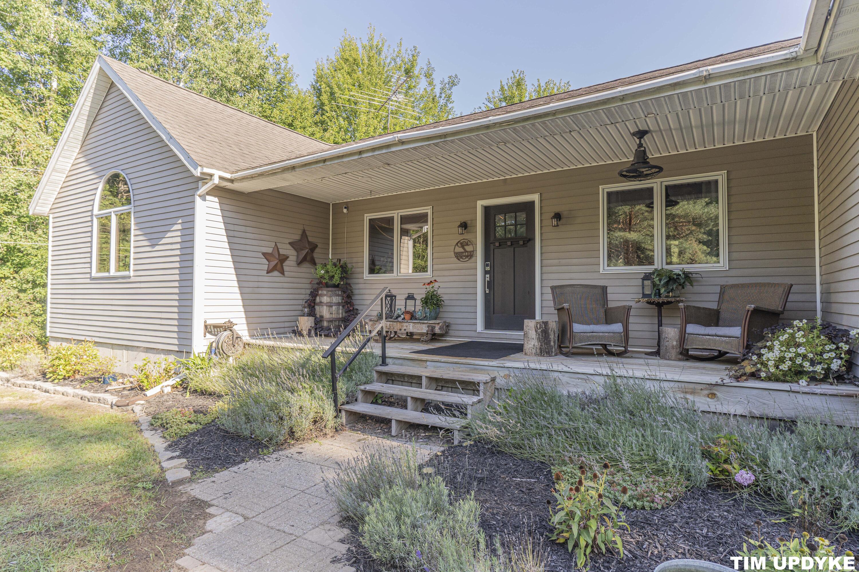 12931 Apple Drive