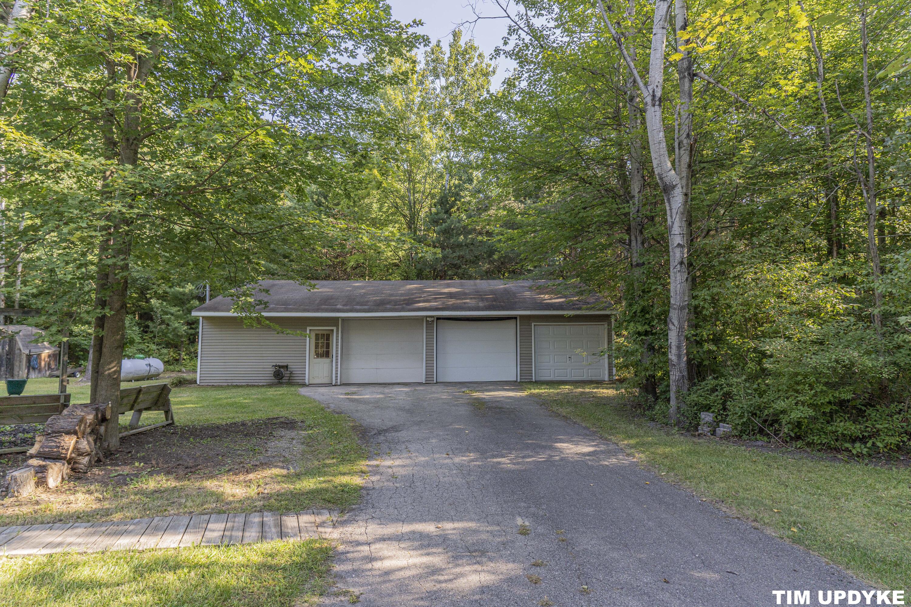 12931 Apple Drive