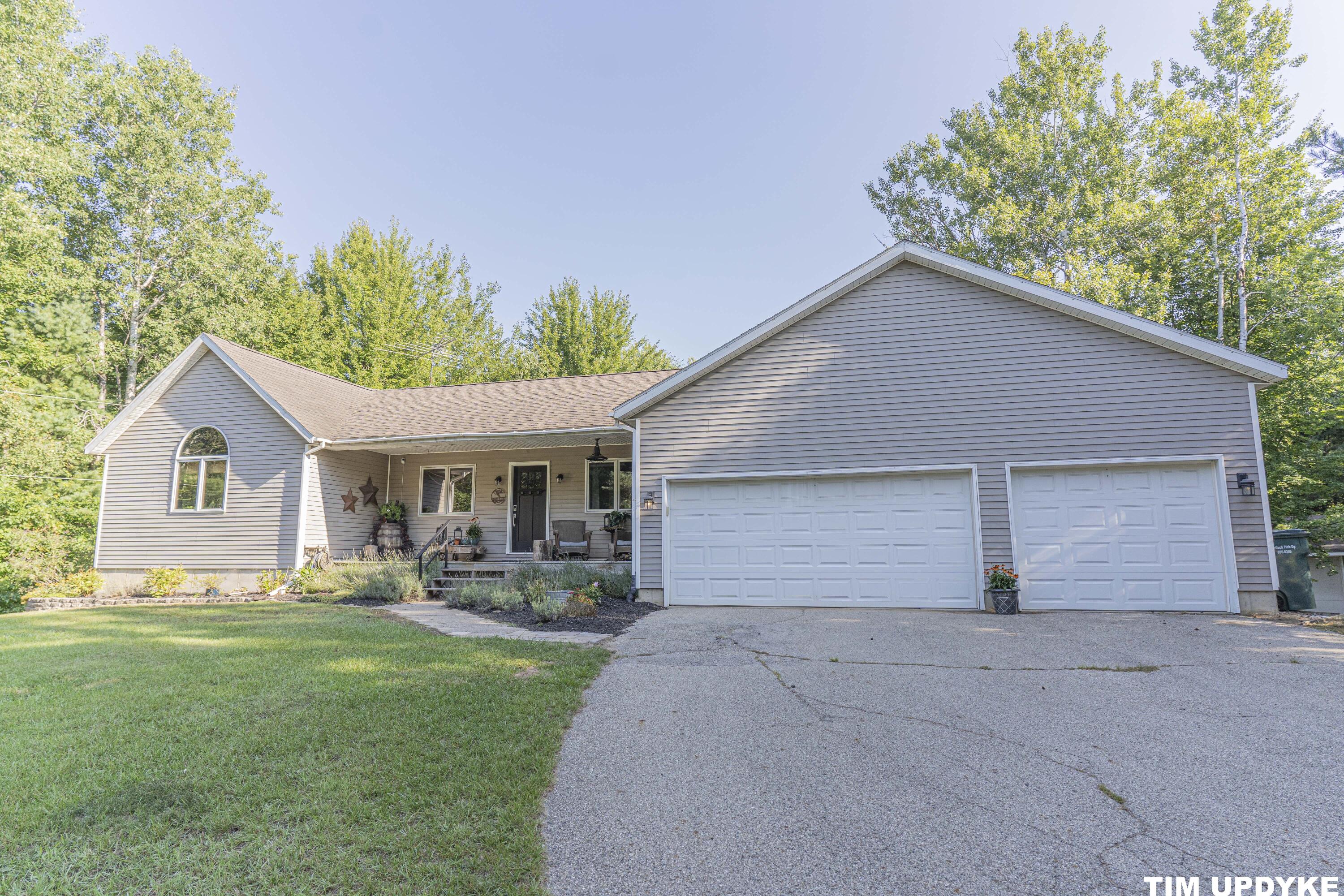 12931 Apple Drive