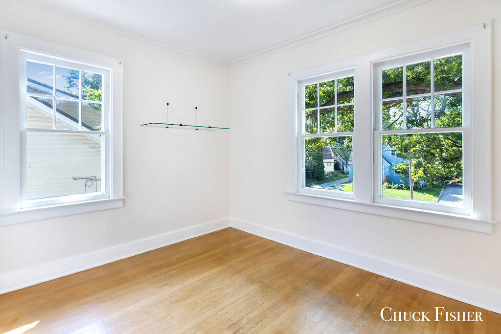 1335 Ballard Street SE