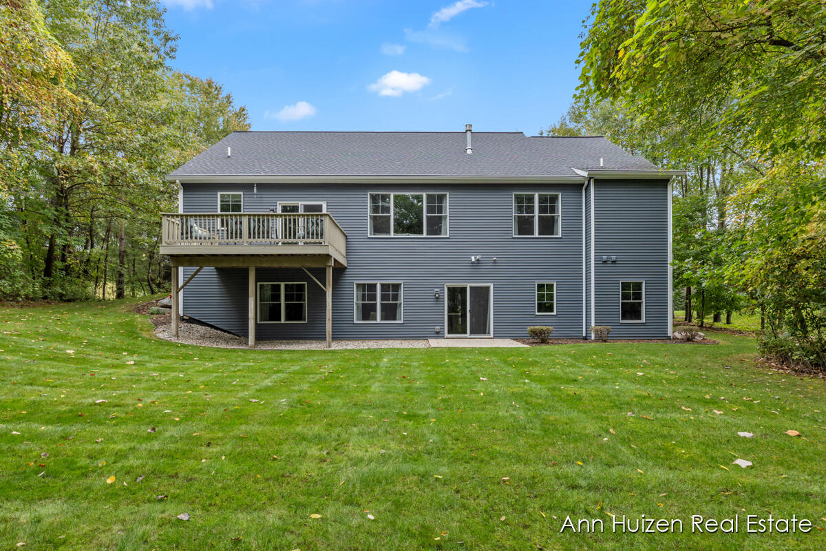 9495 Douglas Fir Court NE