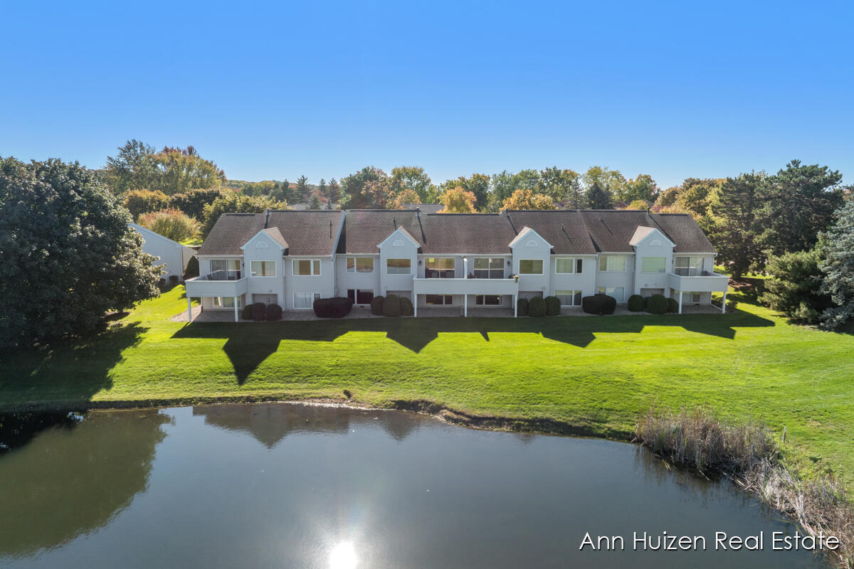 1187 Fairfield Drive, Hudsonville