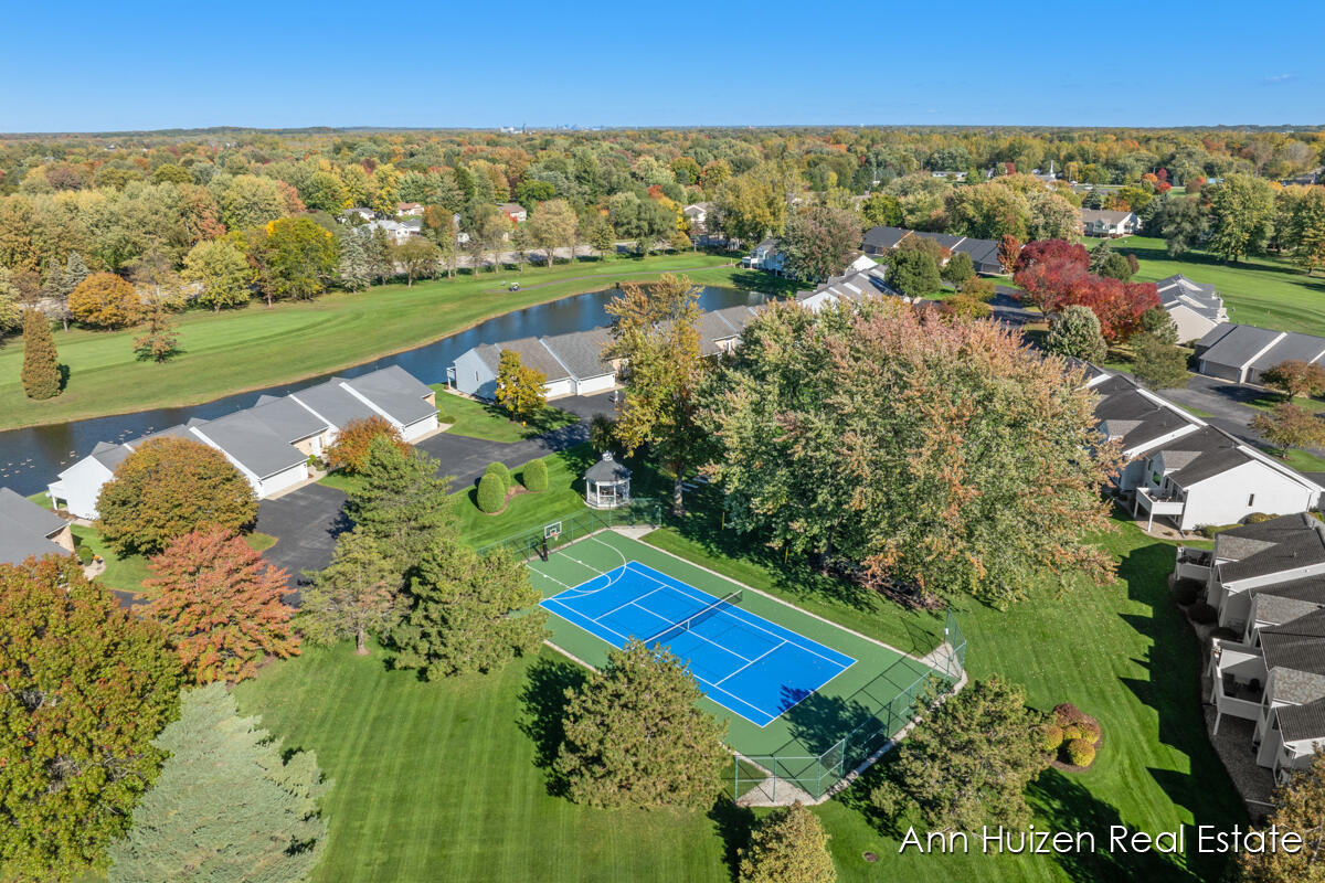 1187 Fairfield Drive, Hudsonville