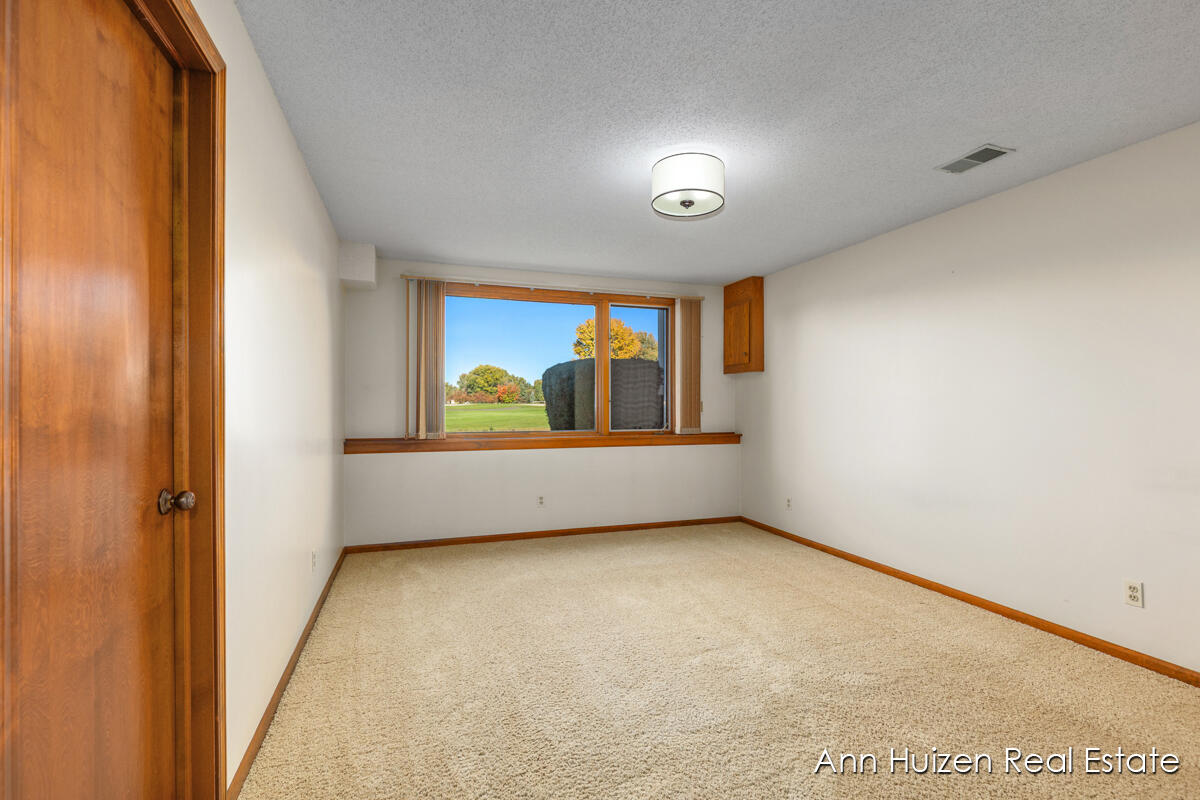 1187 Fairfield Drive, Hudsonville