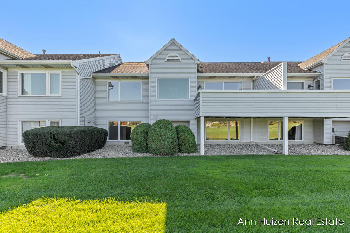 1187 Fairfield Drive, Hudsonville
