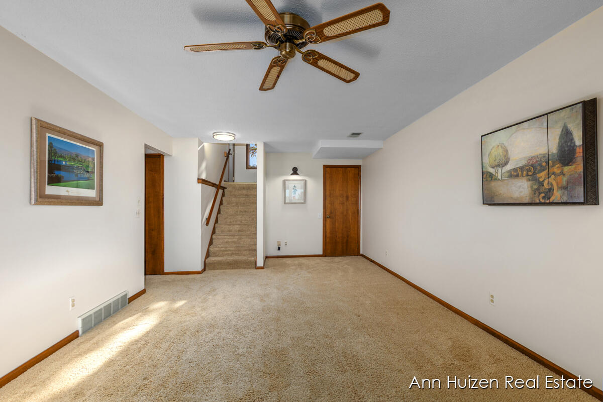 1187 Fairfield Drive, Hudsonville