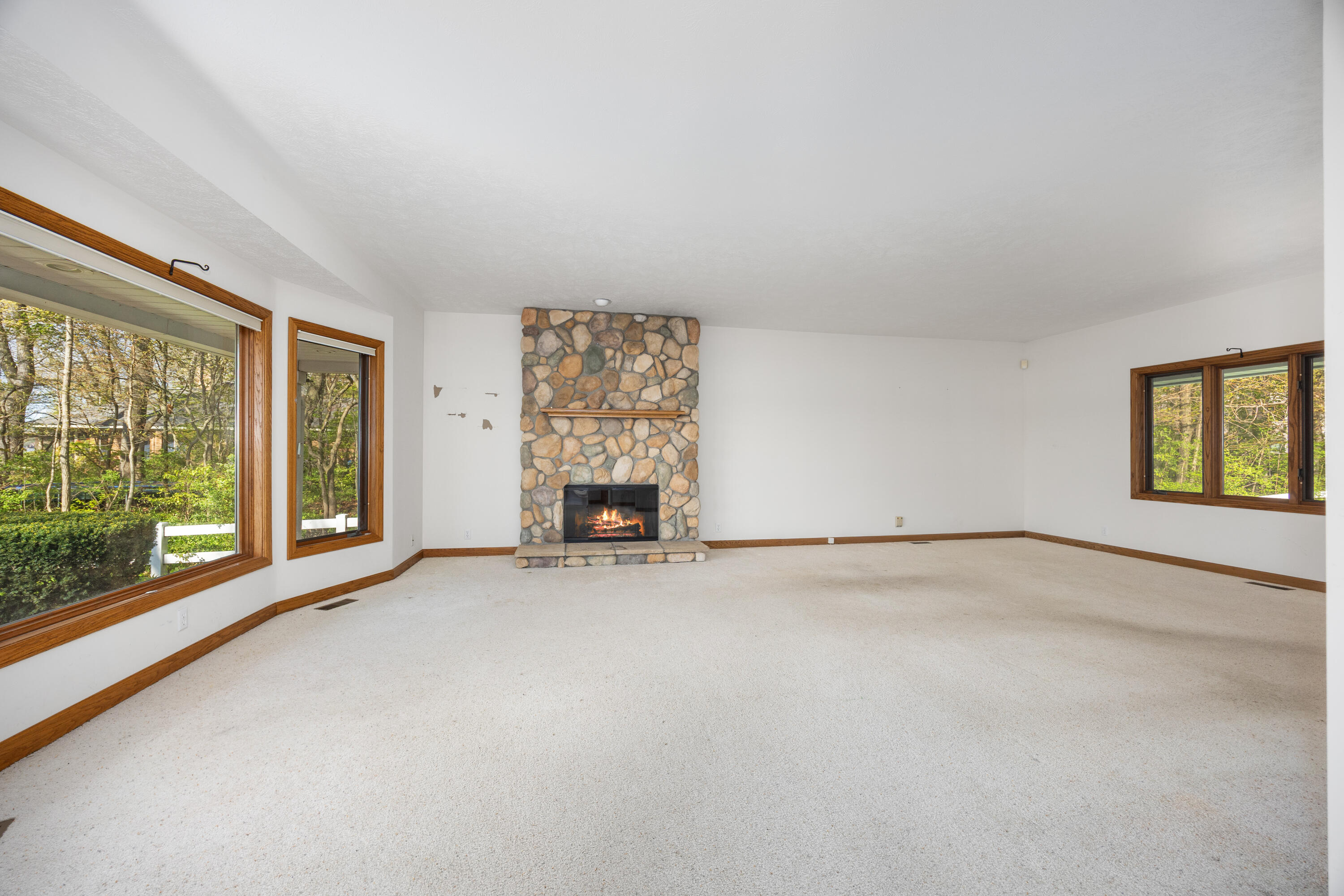 786 N Shore Drive