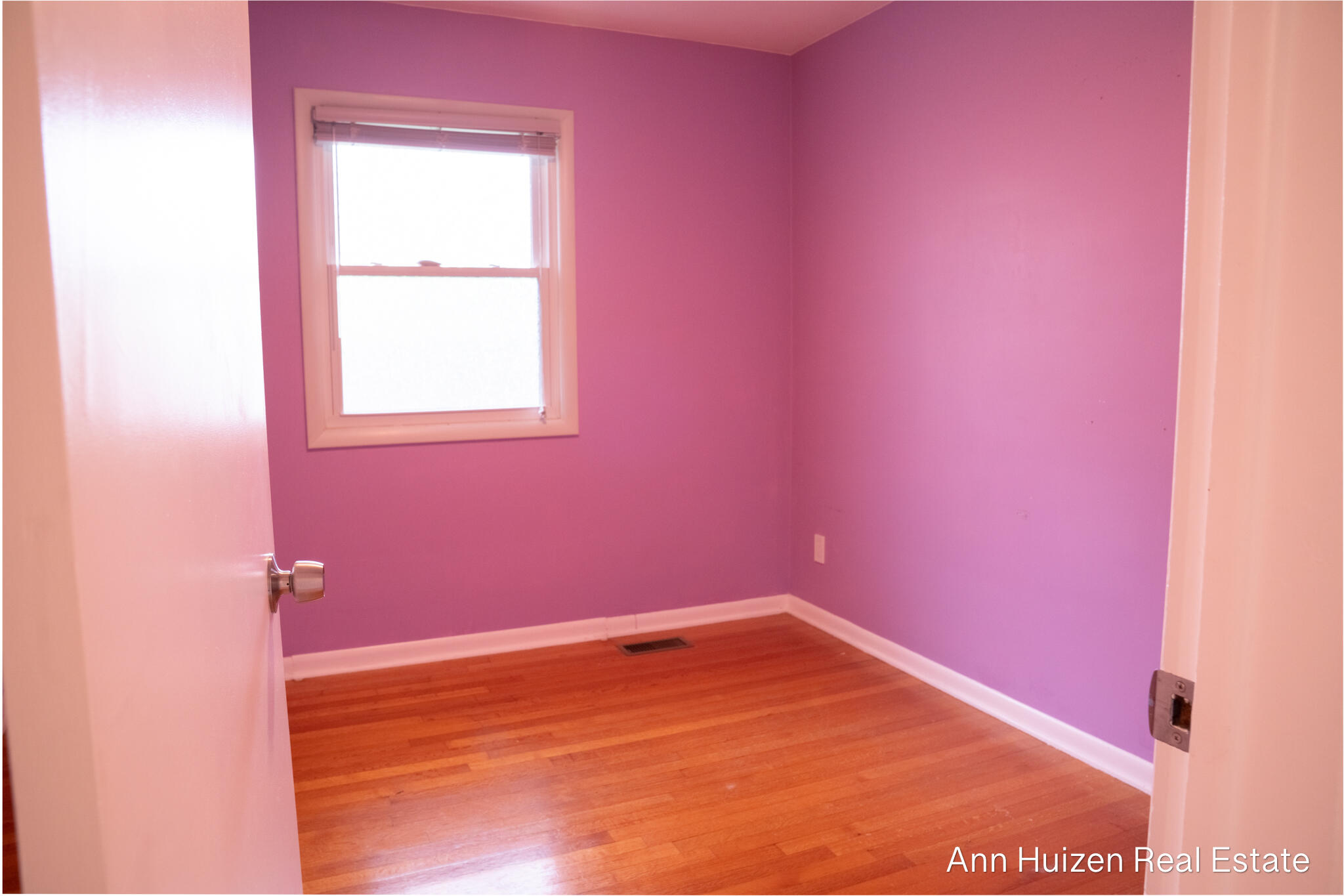 203 Alger Street SE