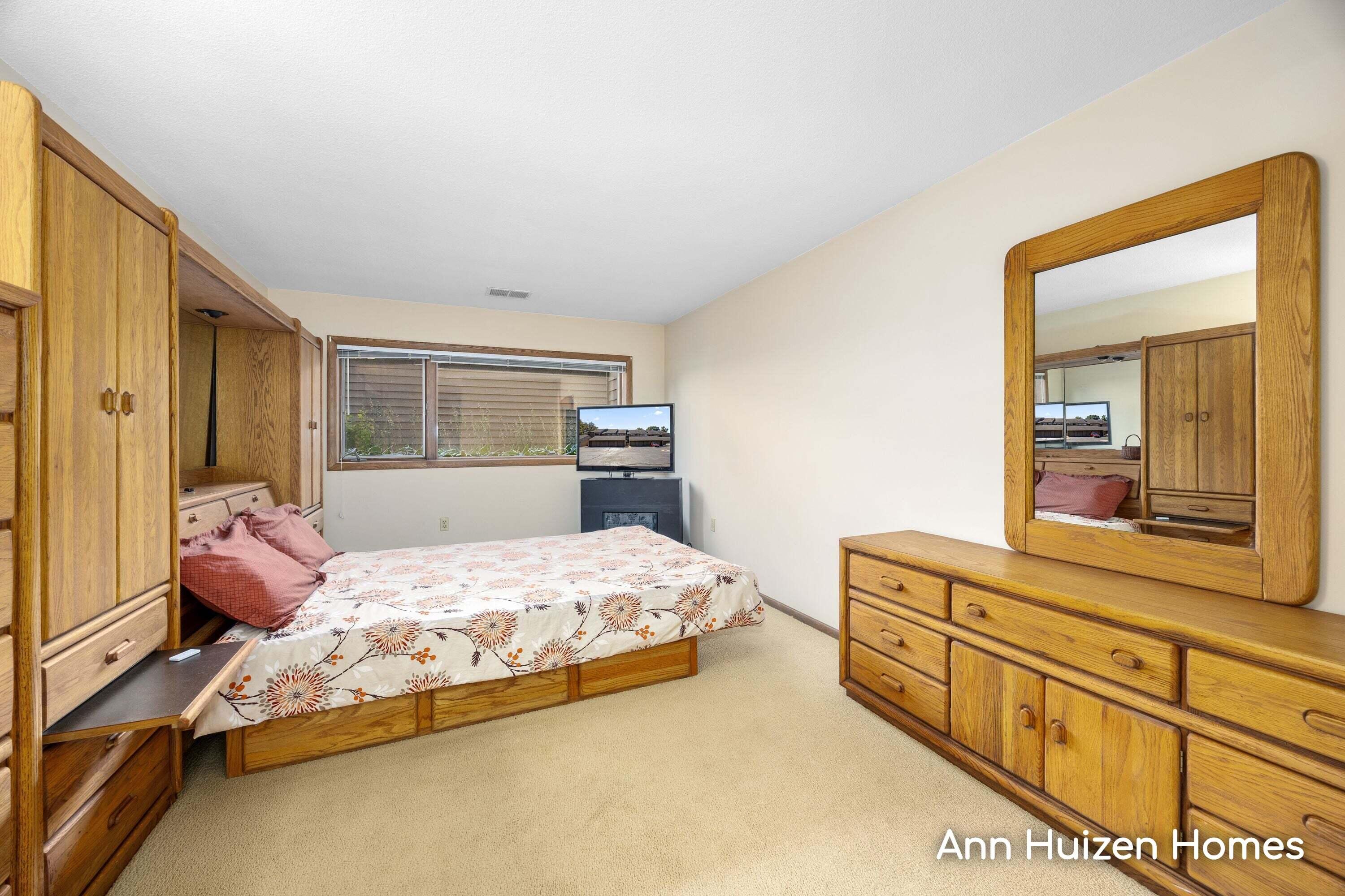 1747 Ottawa Beach Road 1