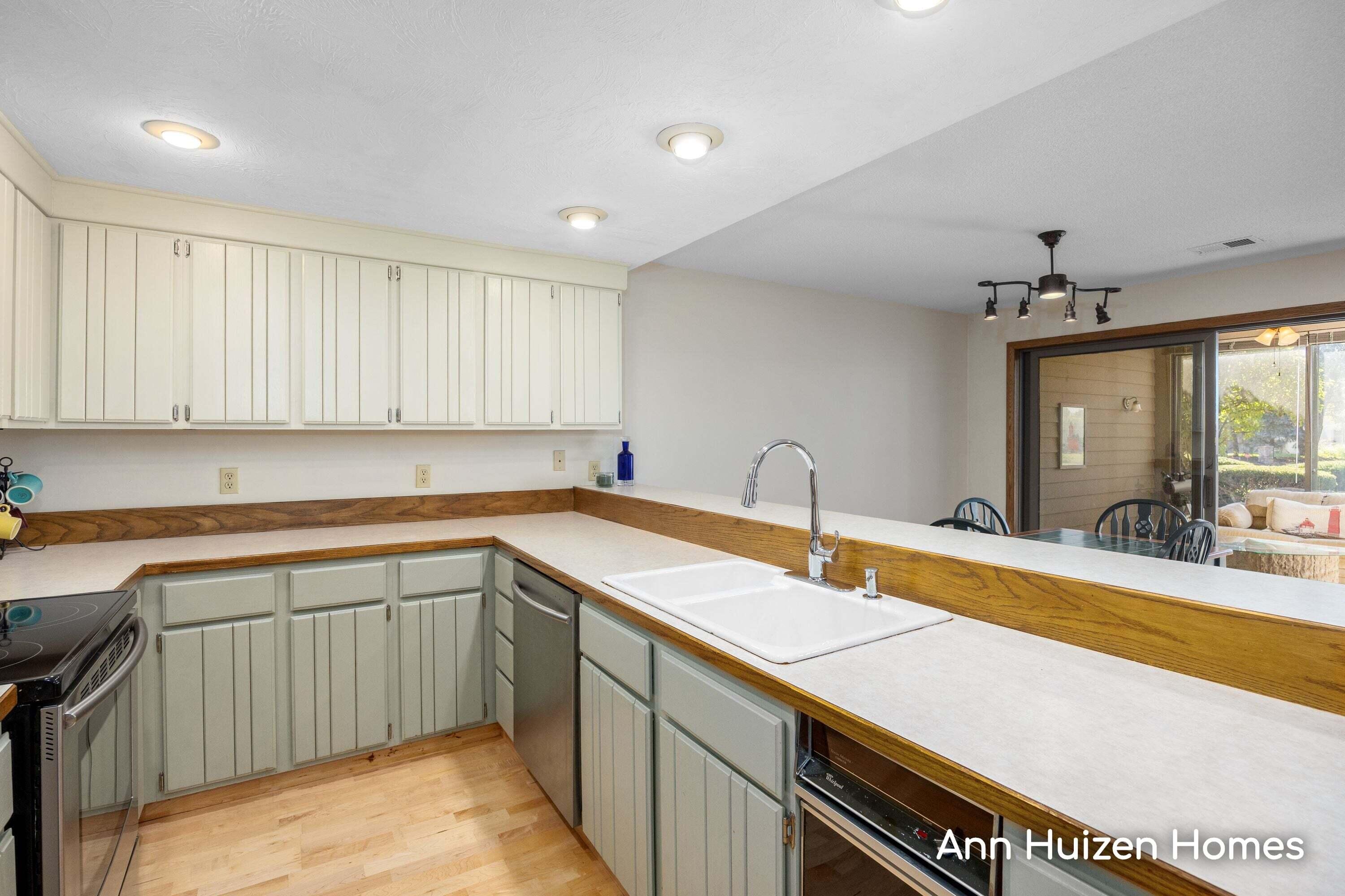 1747 Ottawa Beach Road 1