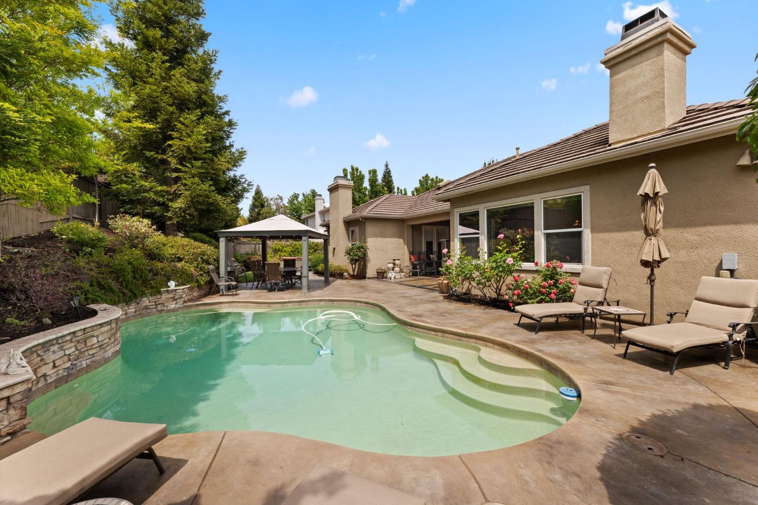 1132 Venezia Drive