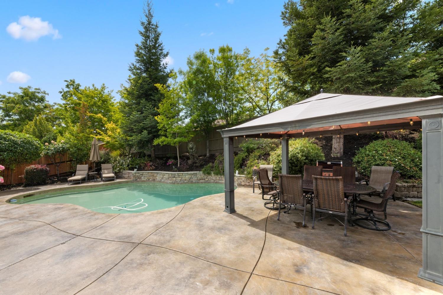 1132 Venezia Drive