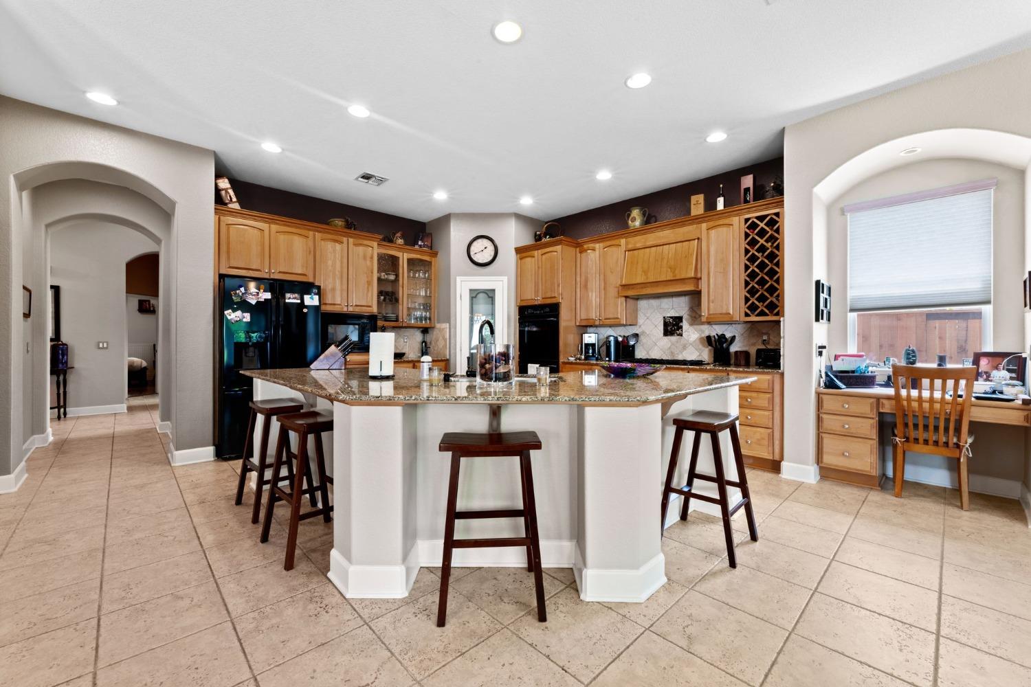 1132 Venezia Drive