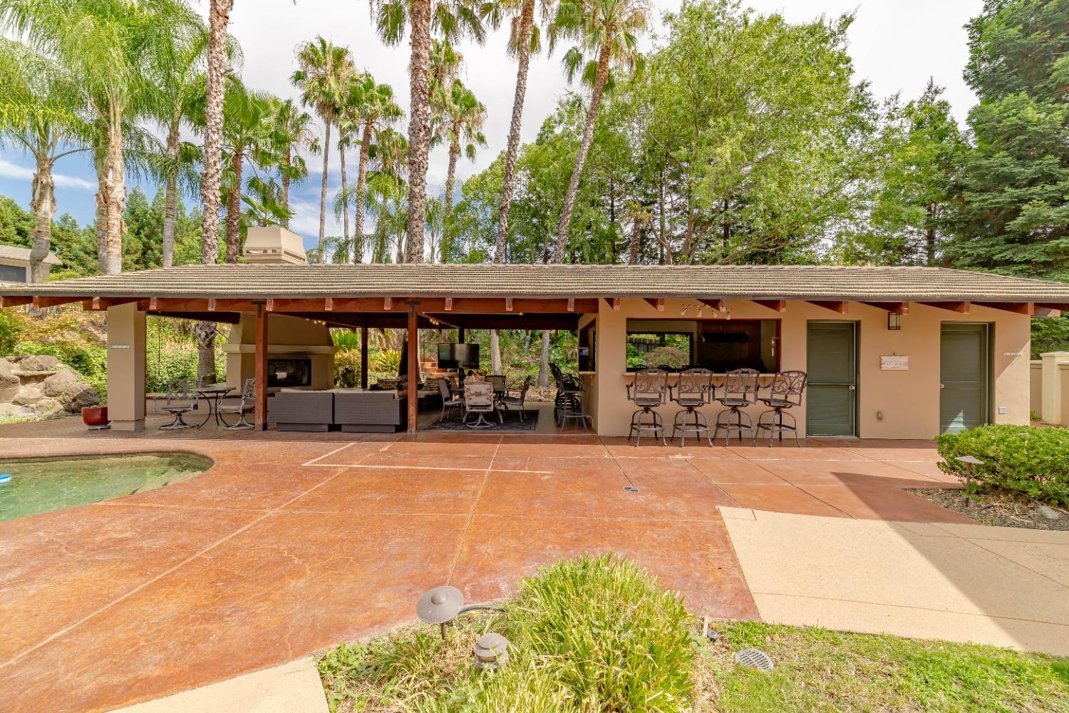 2563 Shadowfax Lane