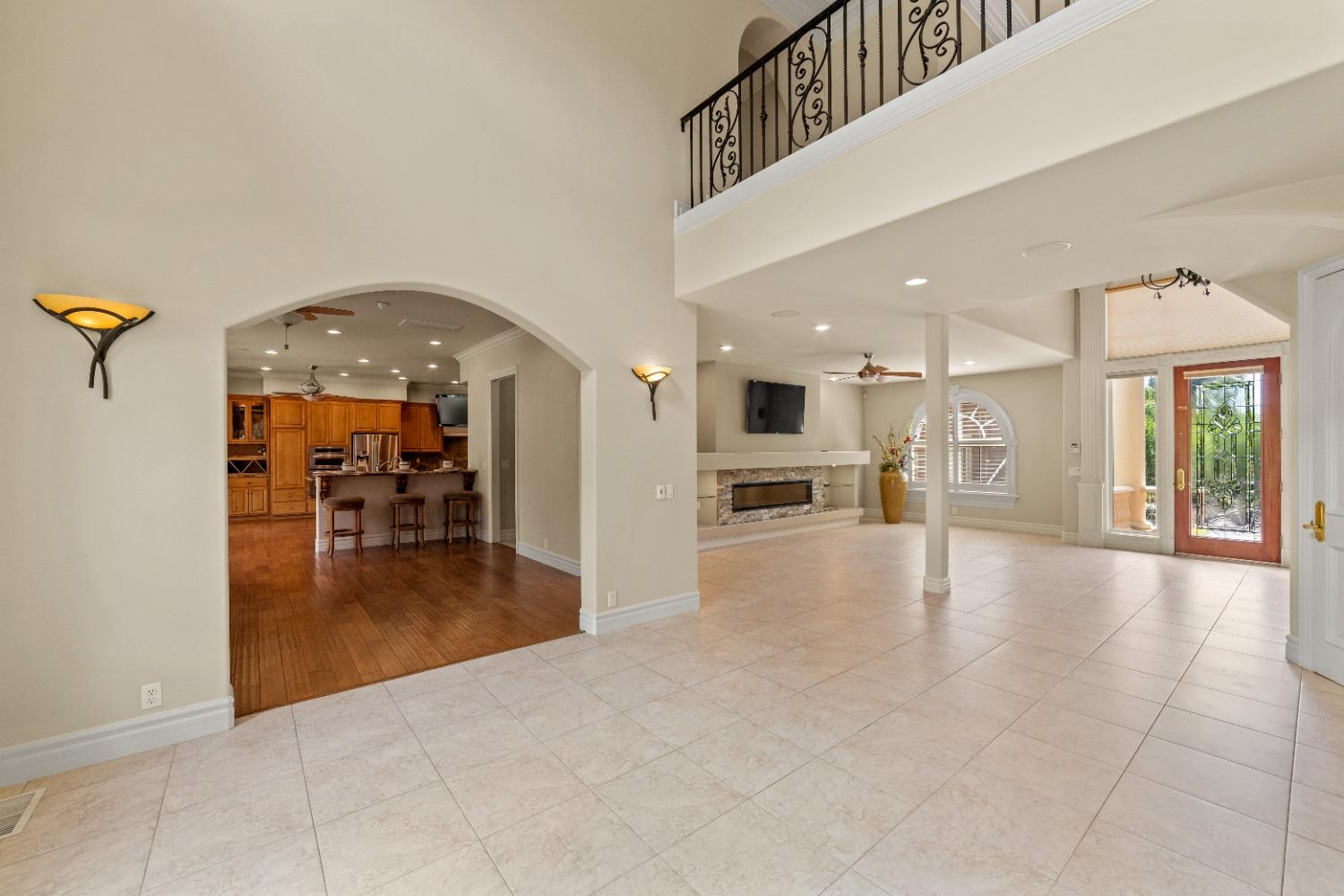 2563 Shadowfax Lane