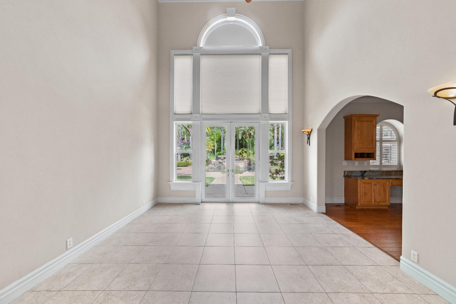 2563 Shadowfax Lane