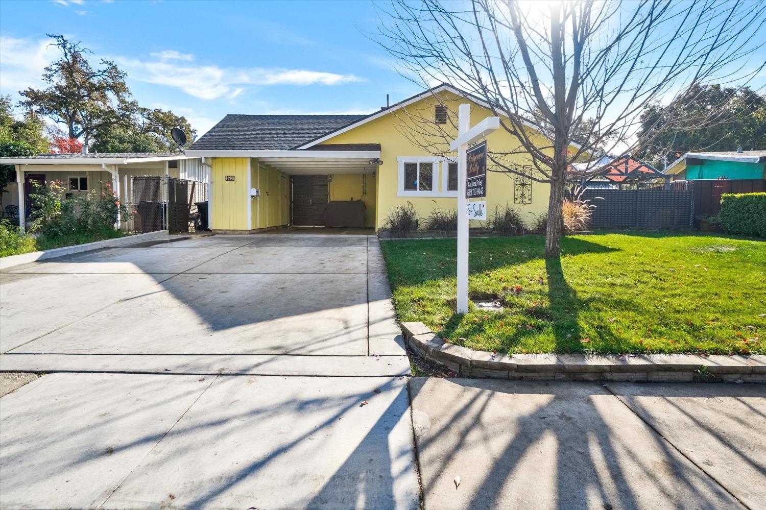 623 W Windsor Drive