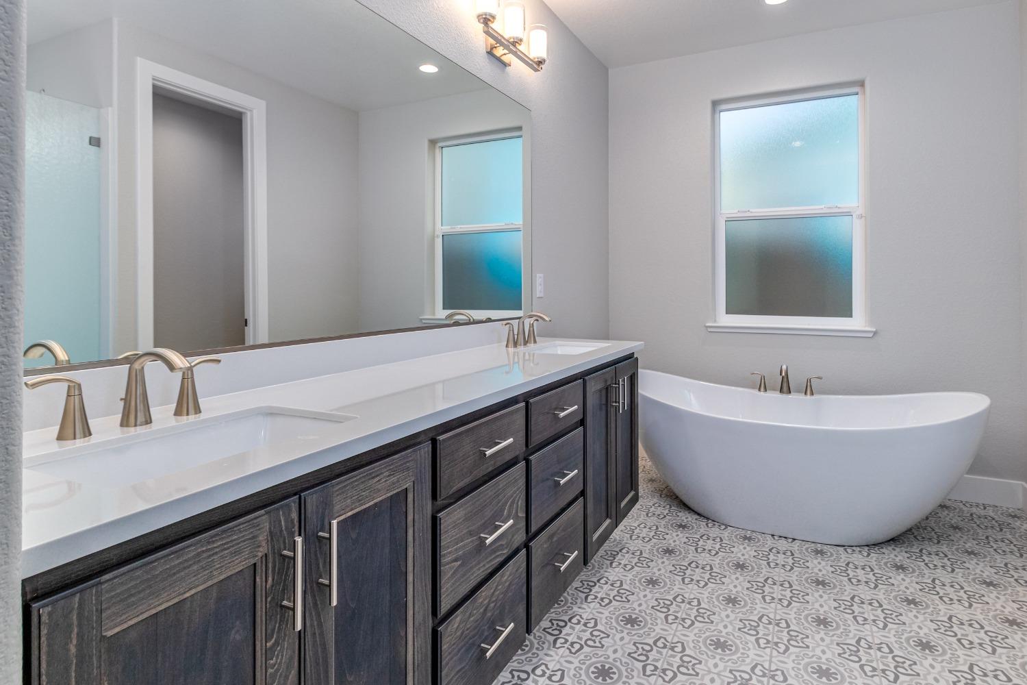 8865 Holly Oak Court