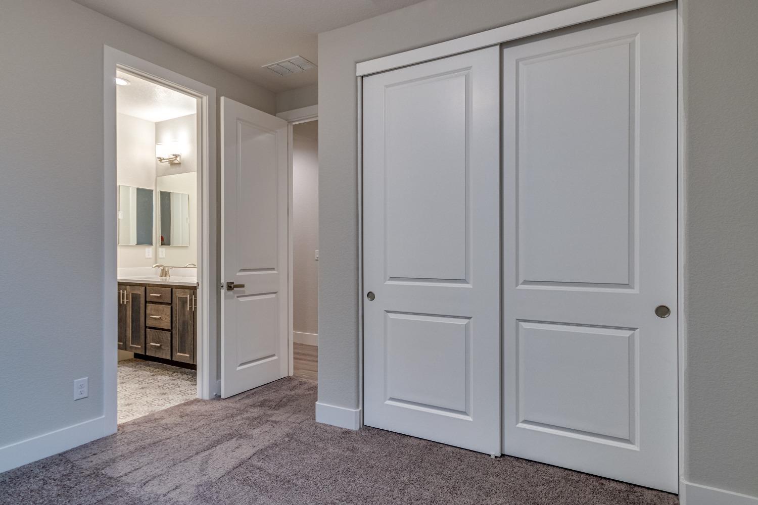 8865 Holly Oak Court