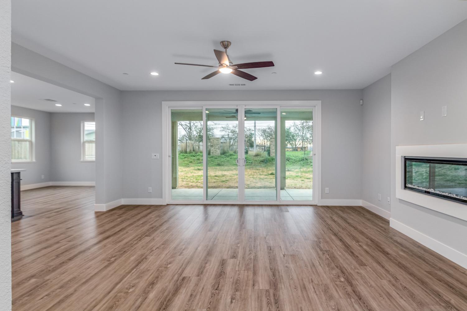 8865 Holly Oak Court