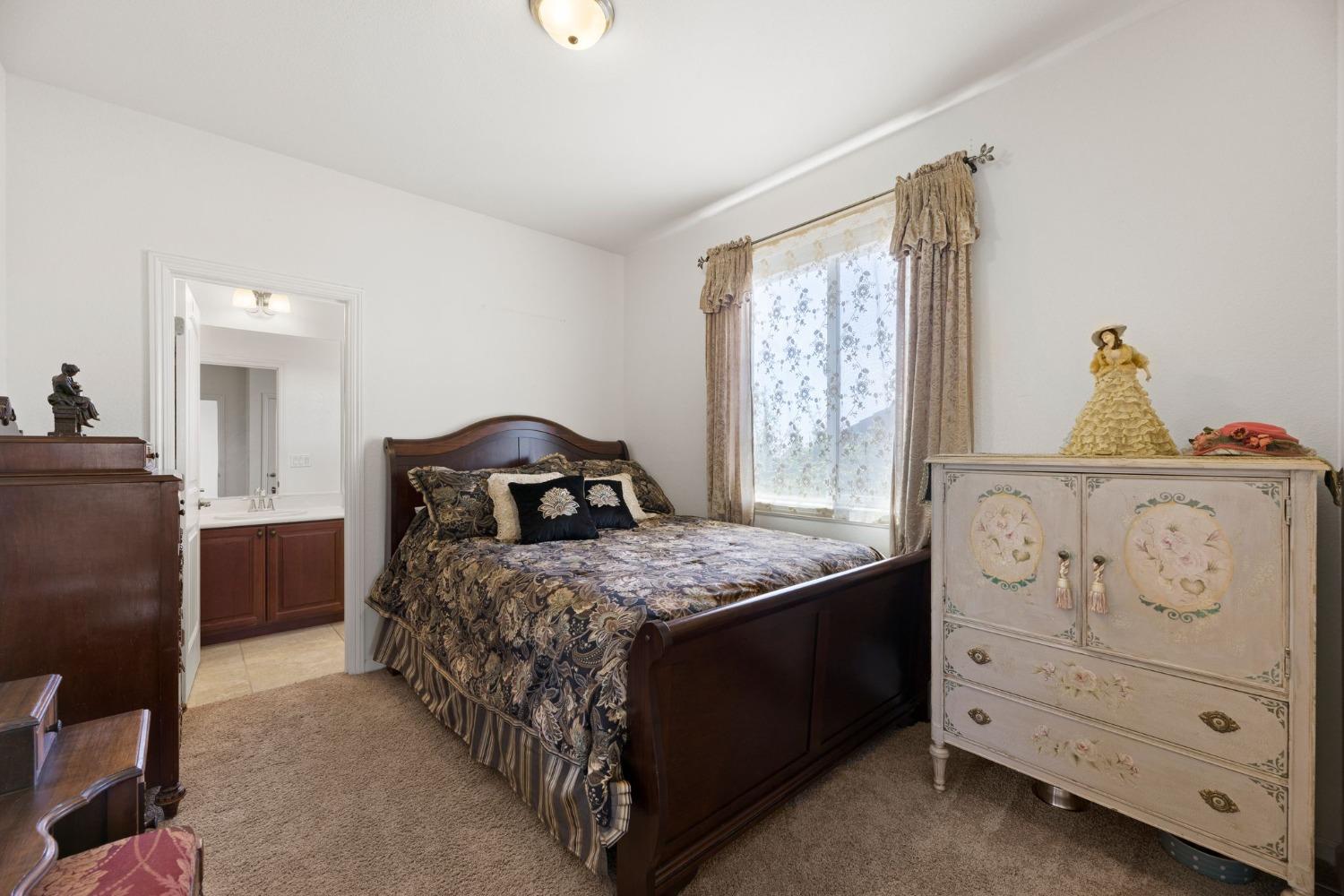 5501 Crystal Cove Drive