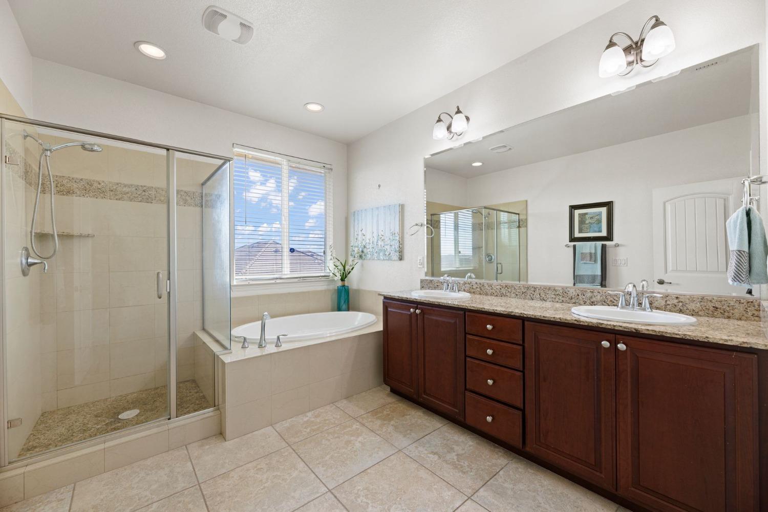 5501 Crystal Cove Drive