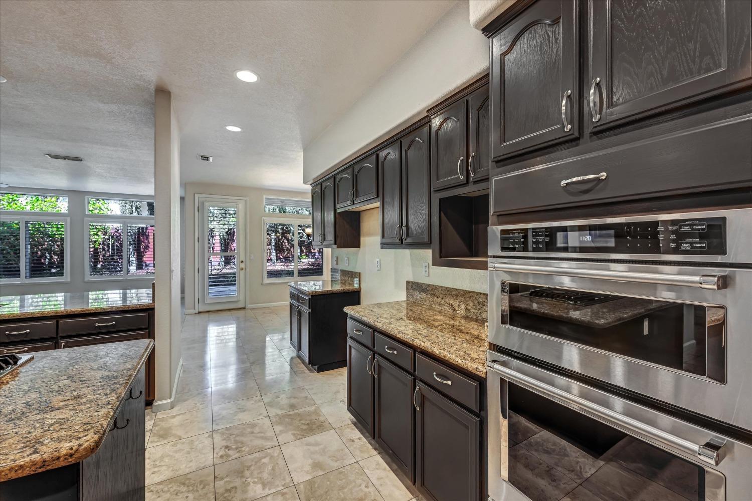 9860 Summerset Court