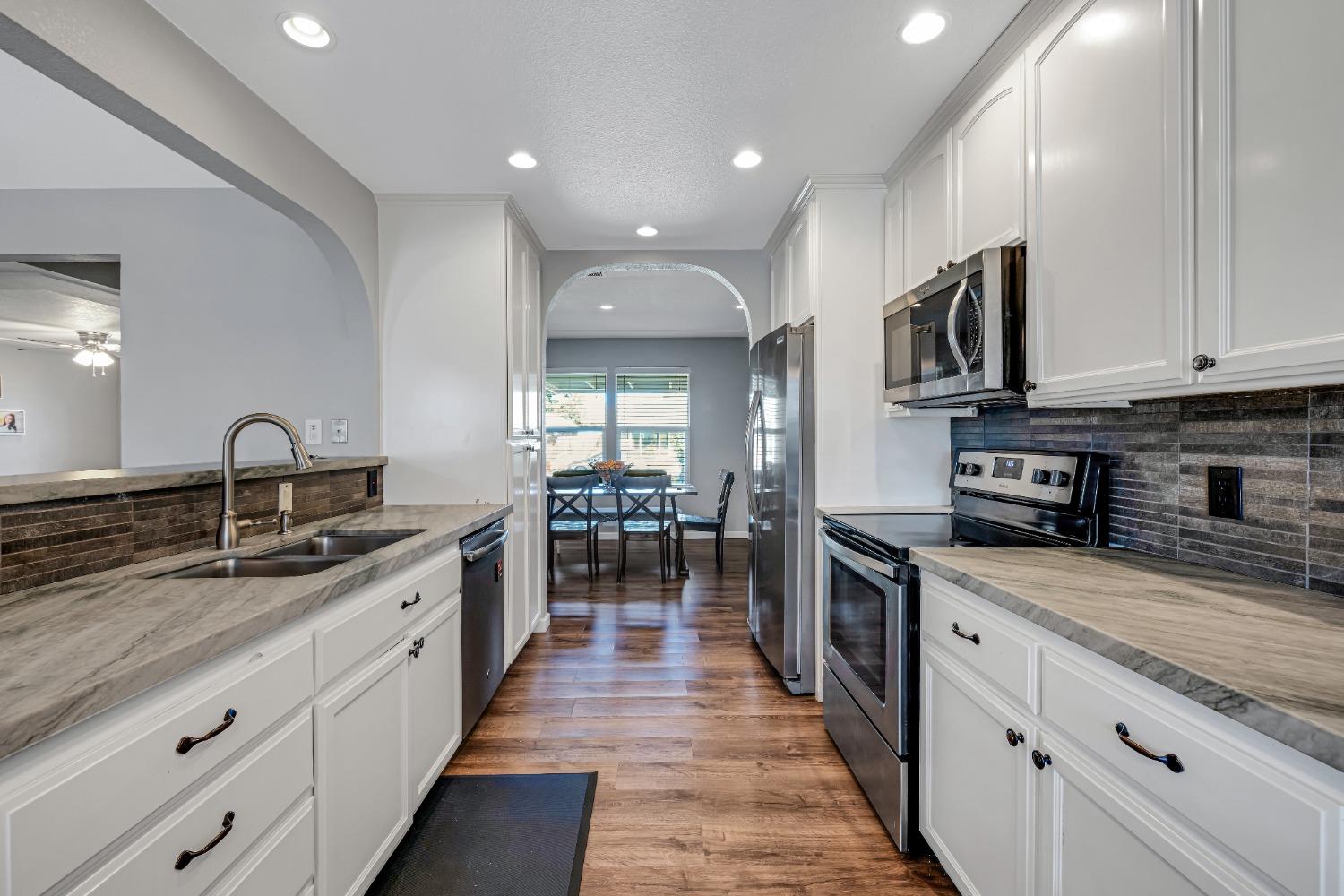 9314 Dovewood Court
