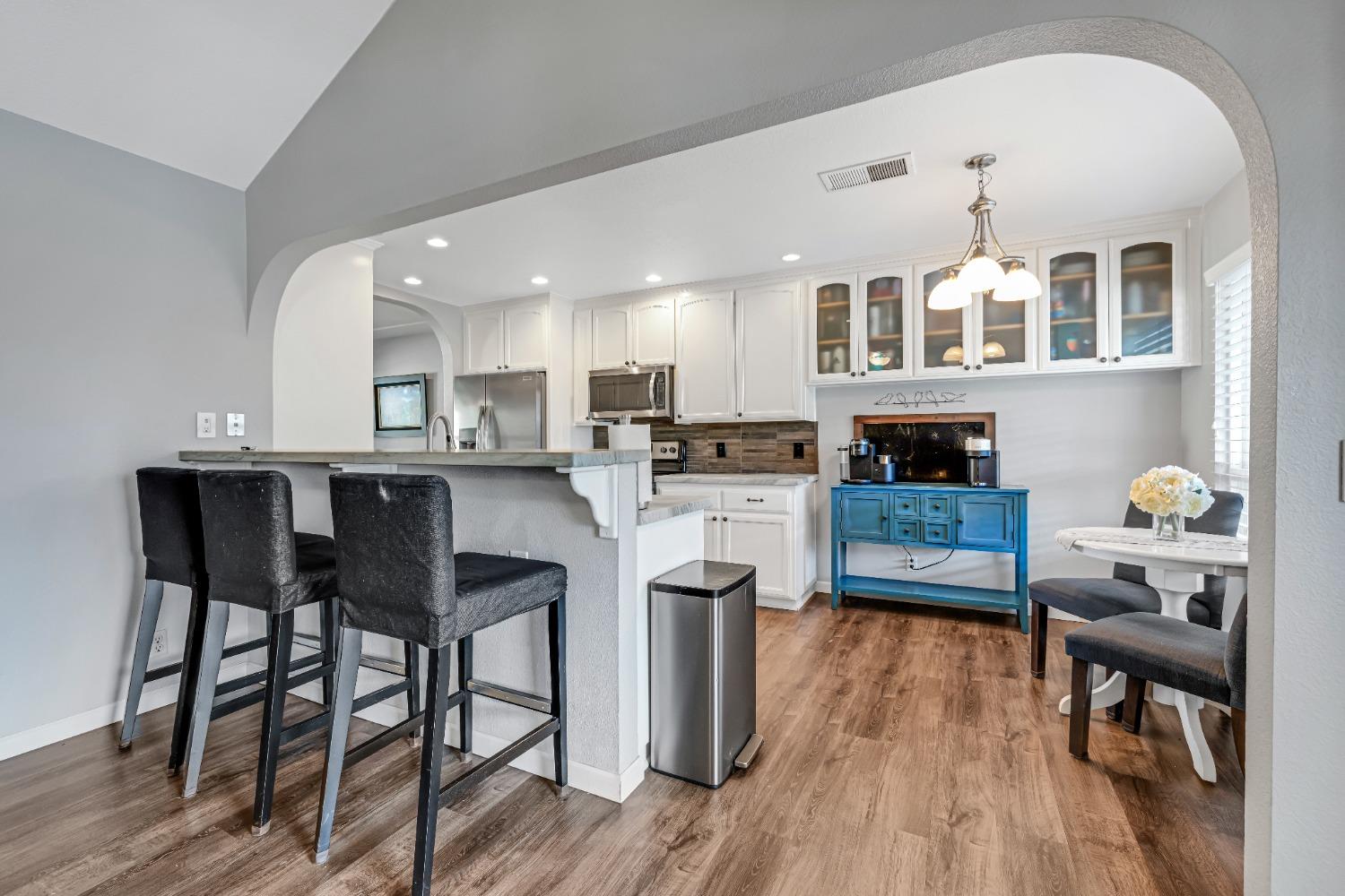 9314 Dovewood Court