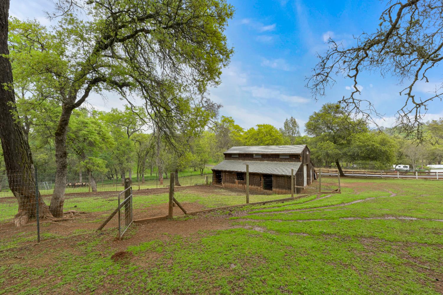 6761 Gild Creek Road