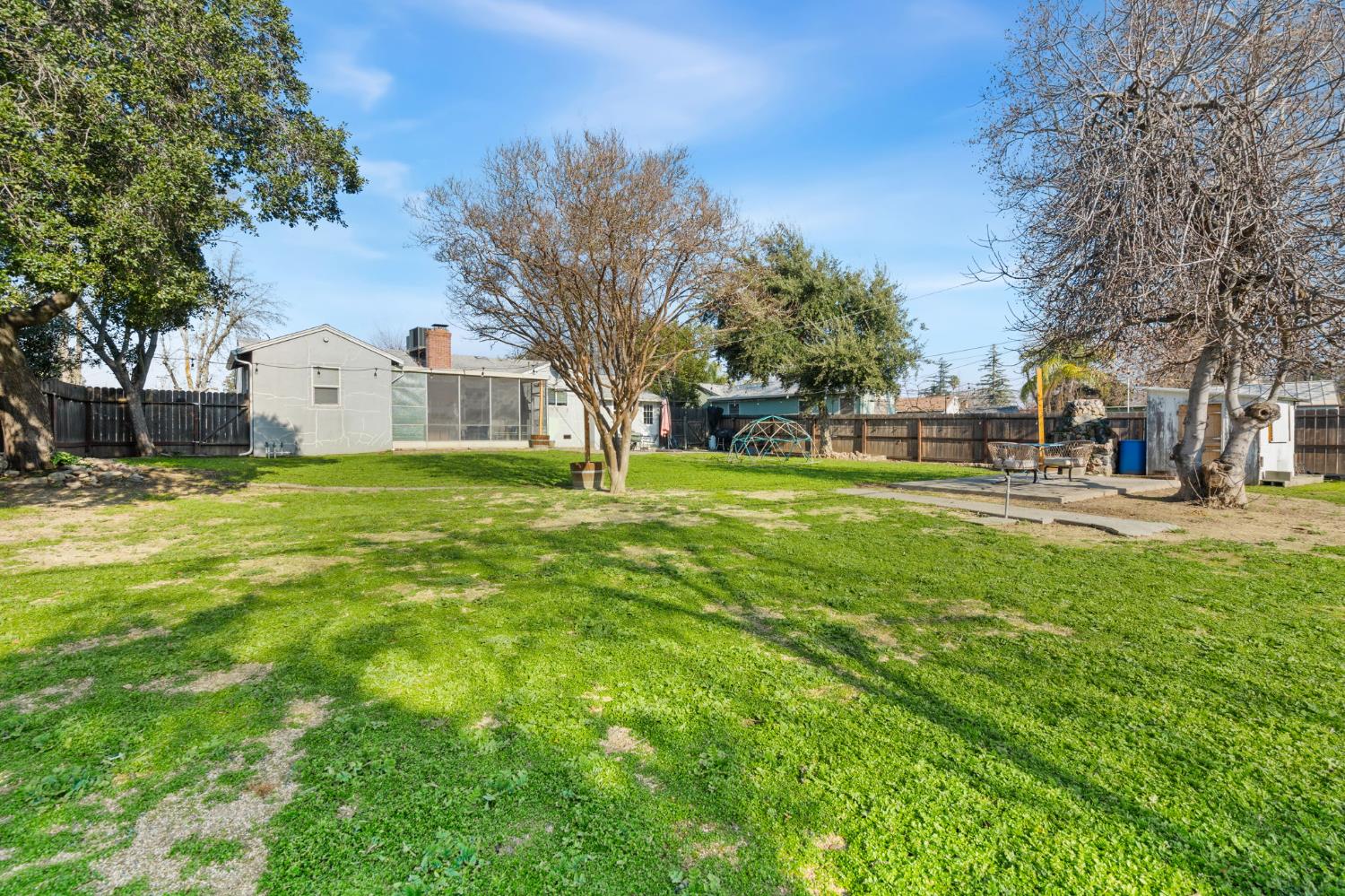 2340 Carlsbad Avenue
