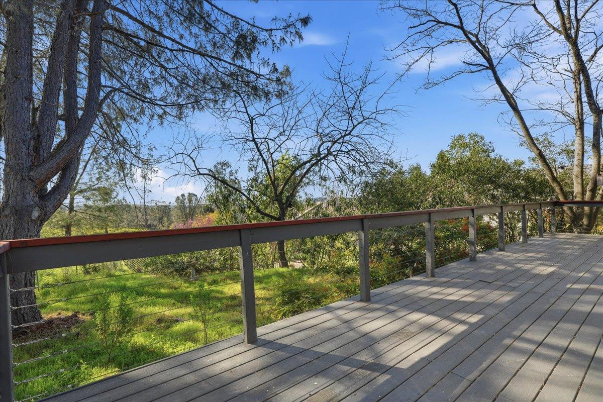 2836 La Crescenta Drive
