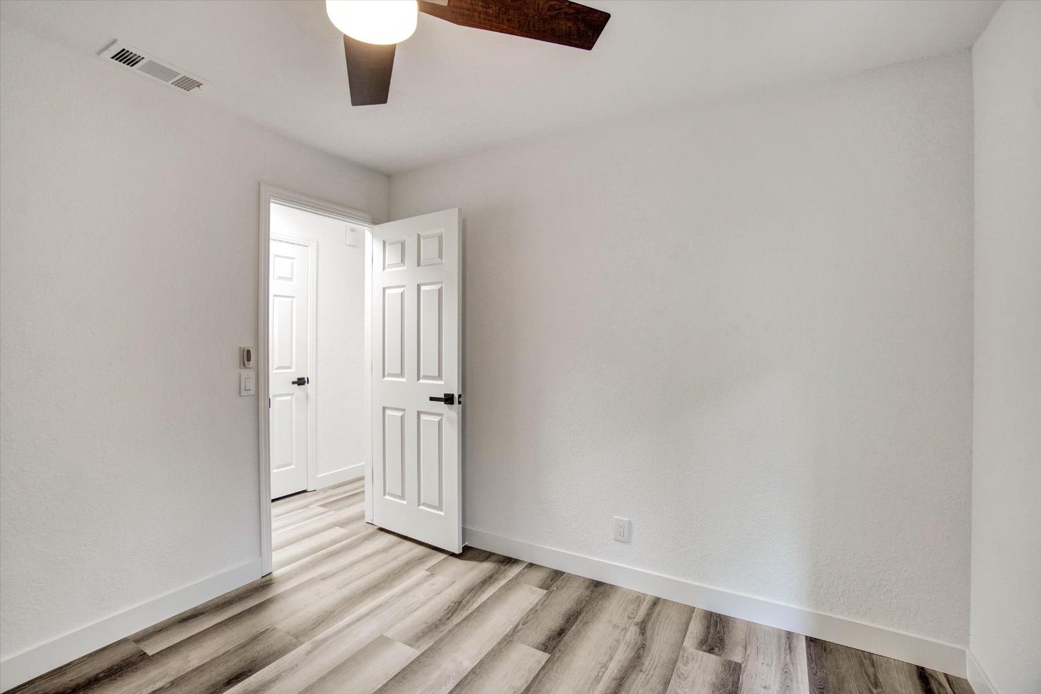 144 W Gold Creek Circle