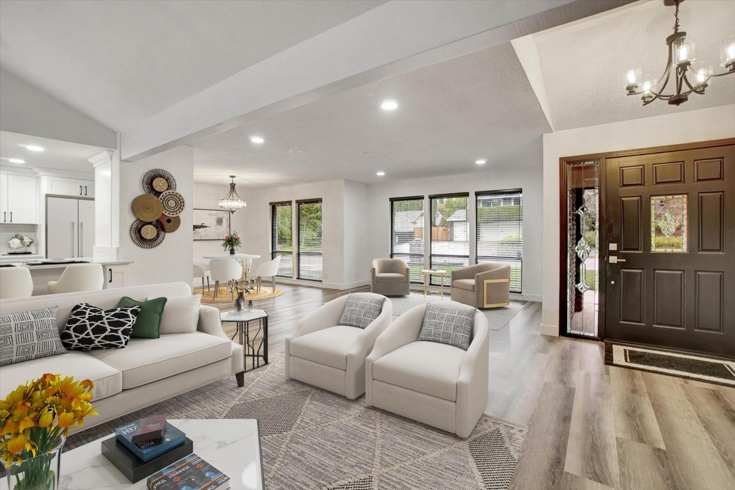 144 W Gold Creek Circle